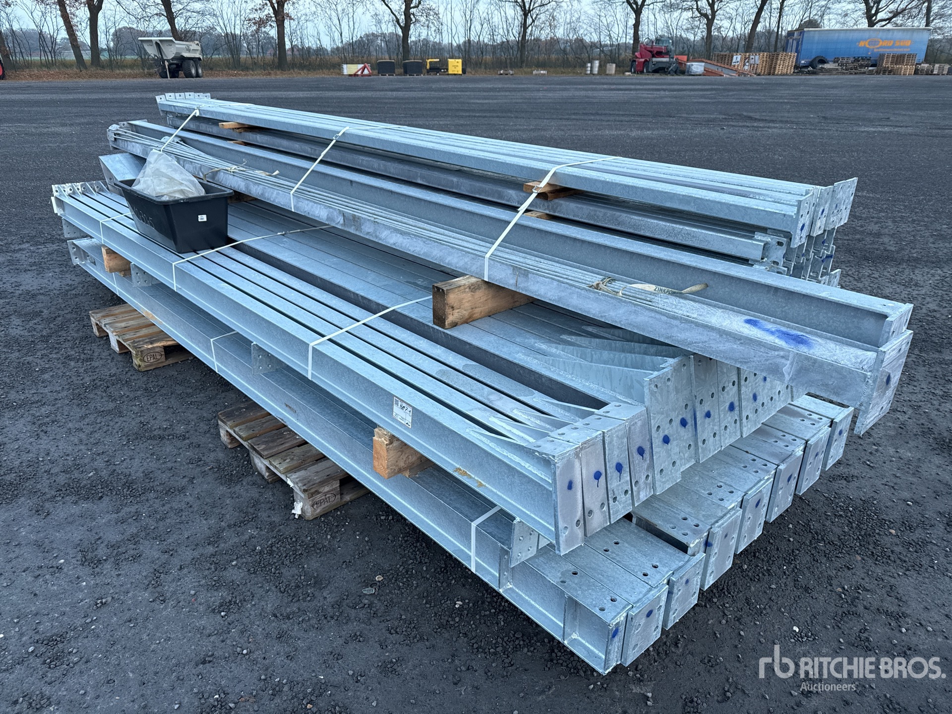 General Appearance with Image, coin avant droit