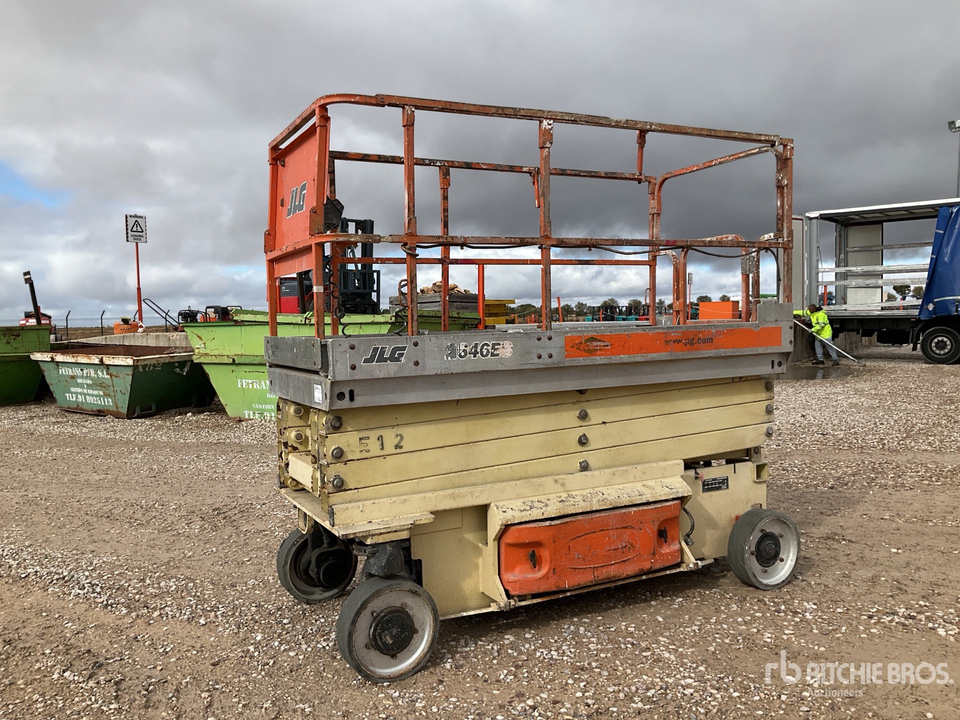 General Appearance with Bild, Ecke hinten rechts