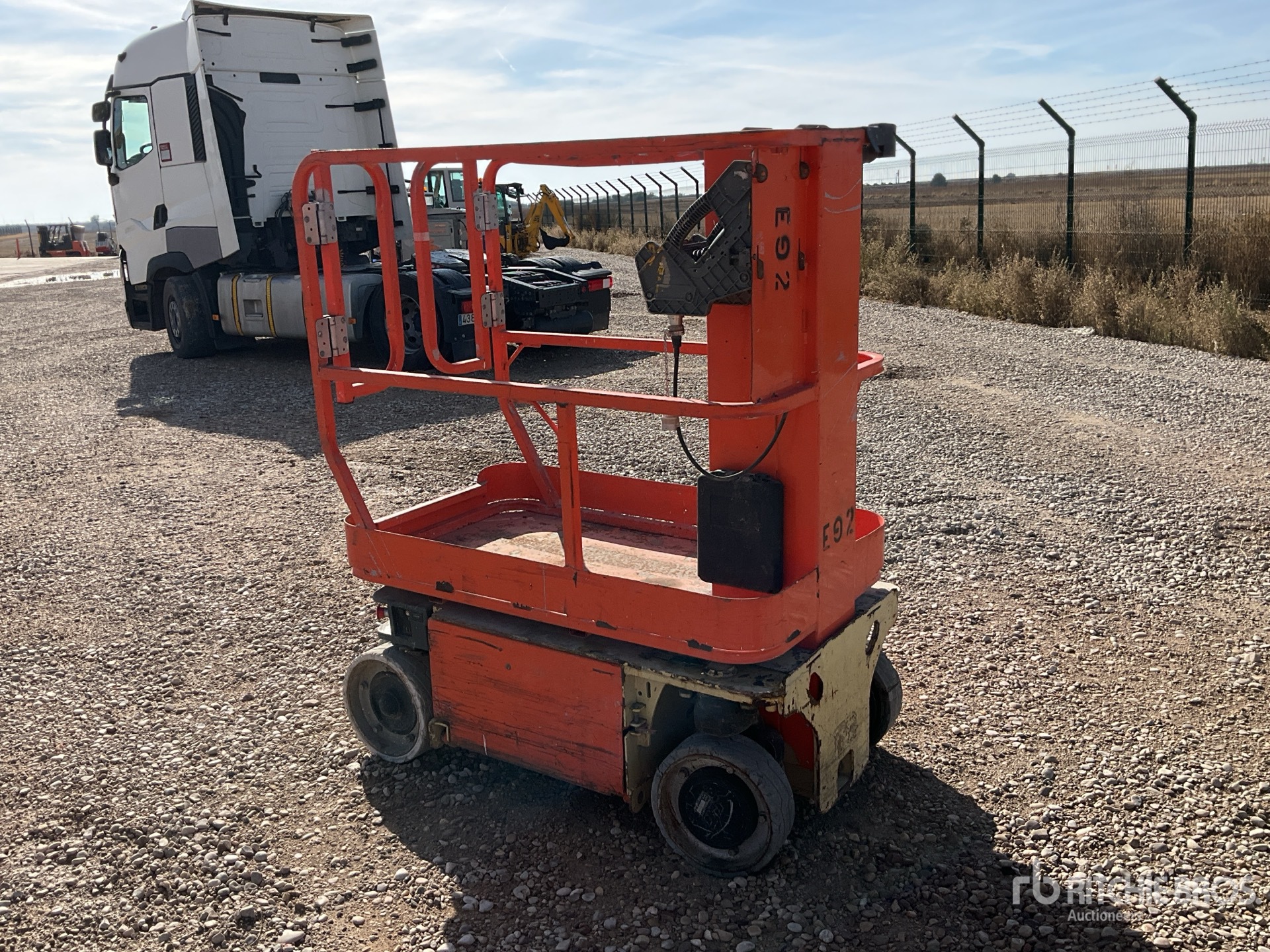 General Appearance with Picture, Left Rear Corner