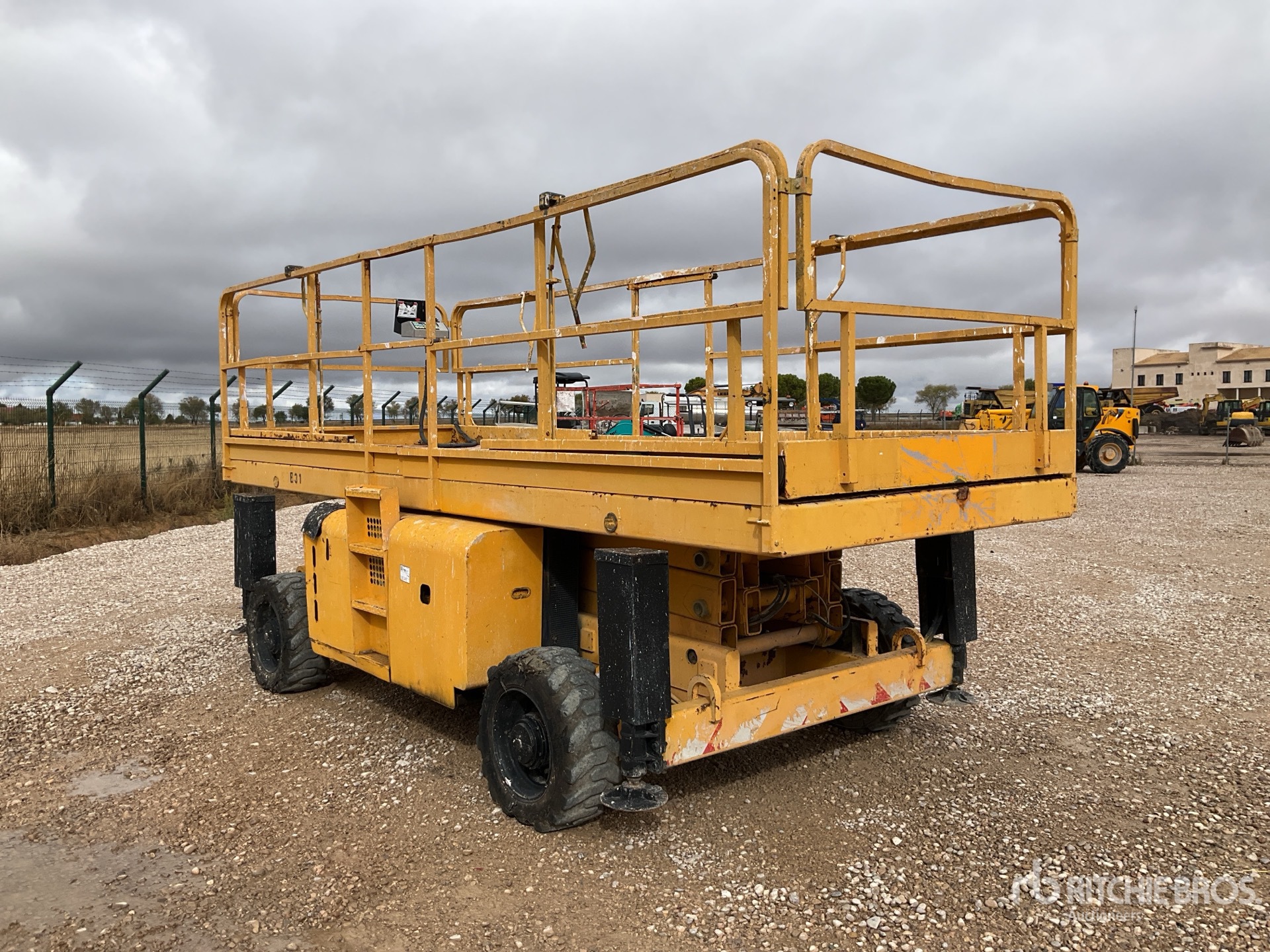 General Appearance with Bild, Ecke vorne rechts