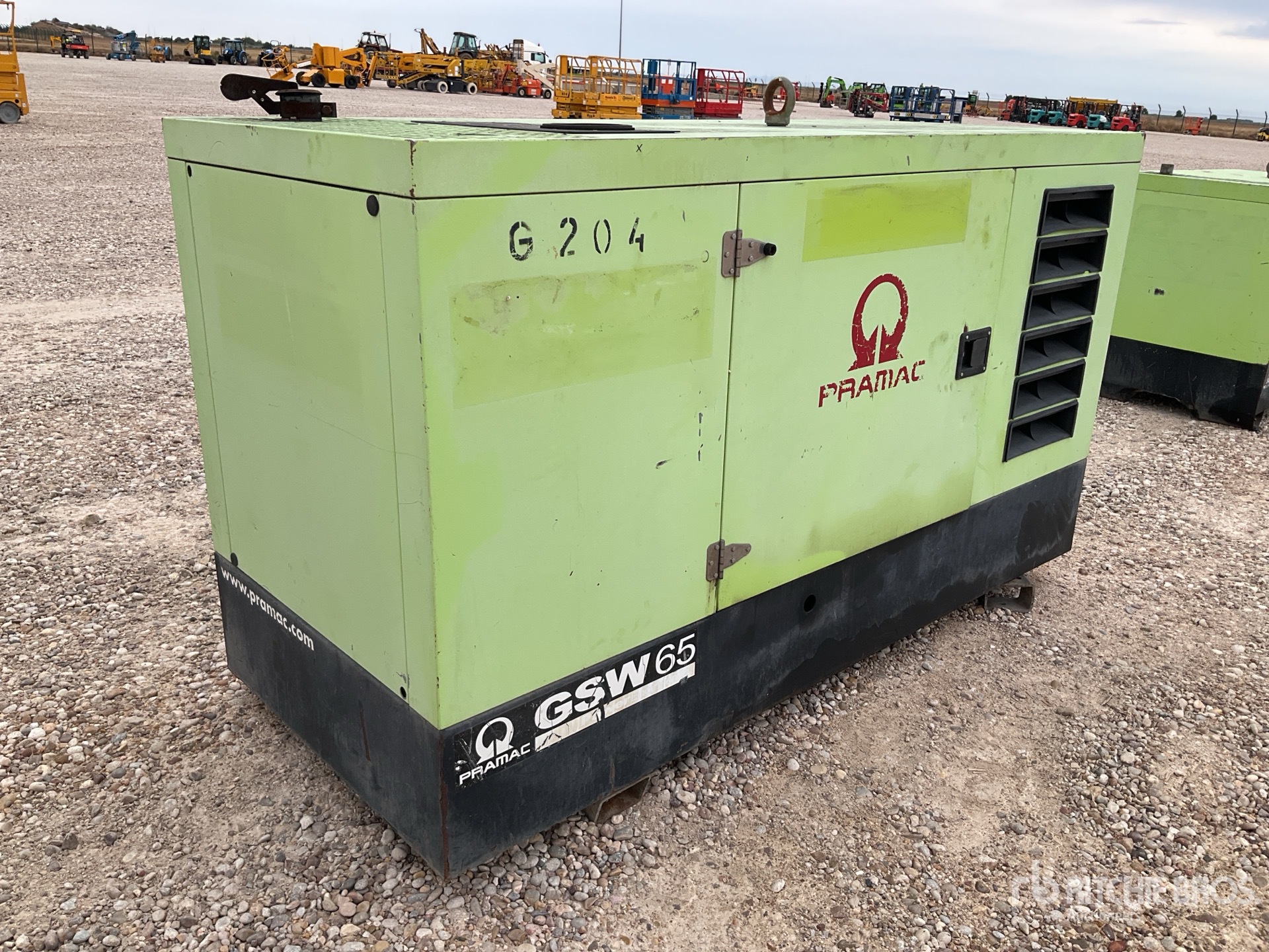 General Appearance with Picture, Right Rear Corner