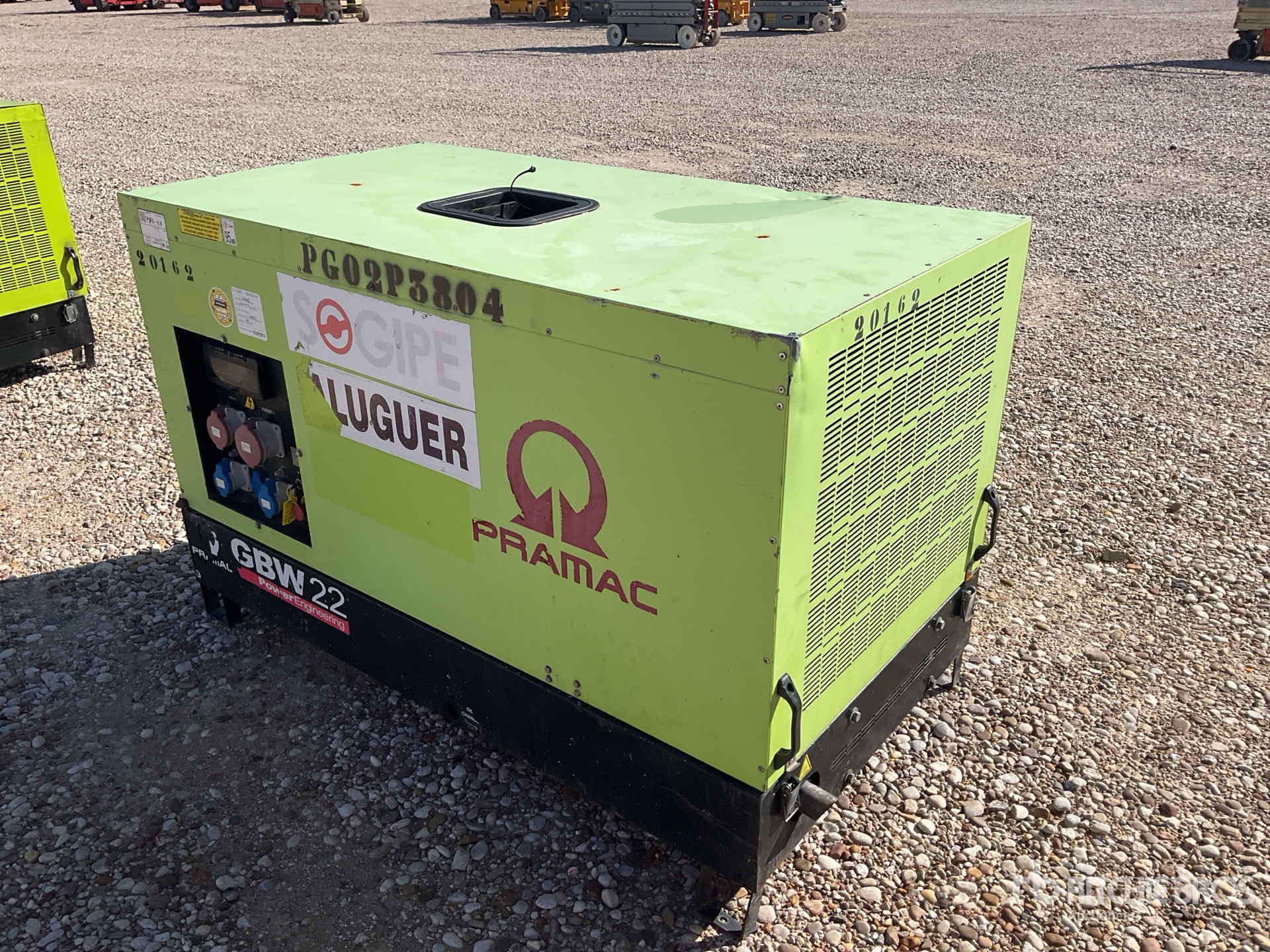 General Appearance with Picture, Left Rear Corner