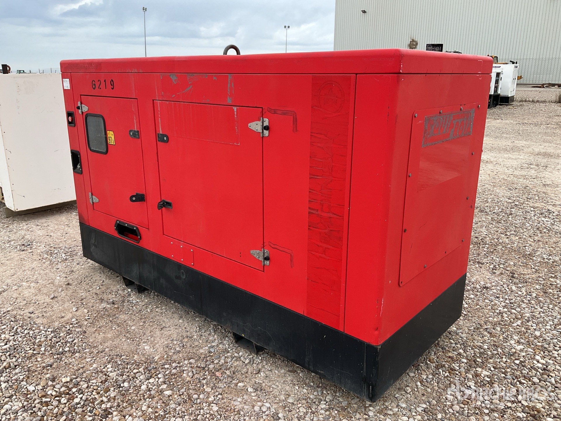 General Appearance with Picture, Right Front Corner