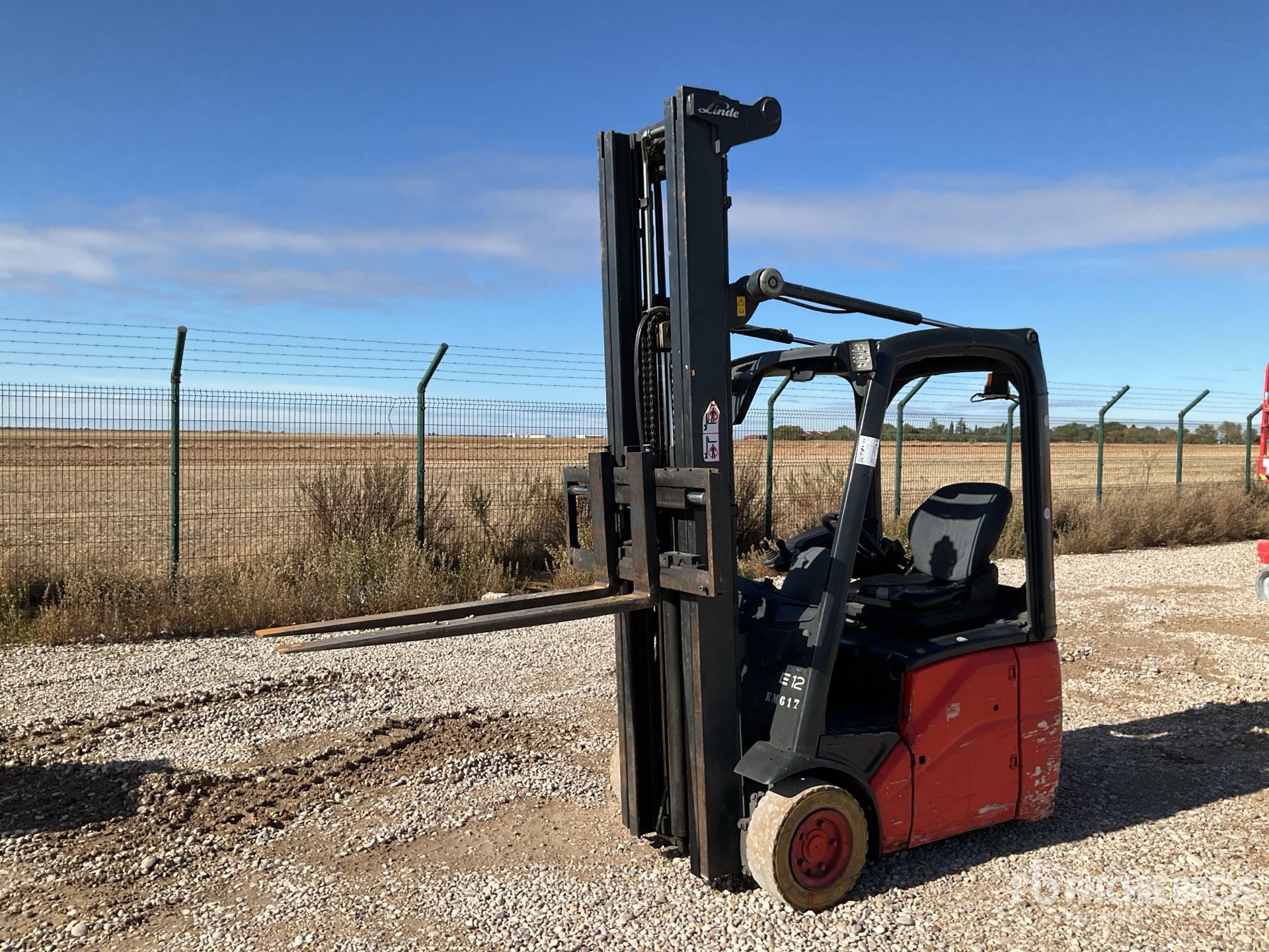 General Appearance with Operation Video