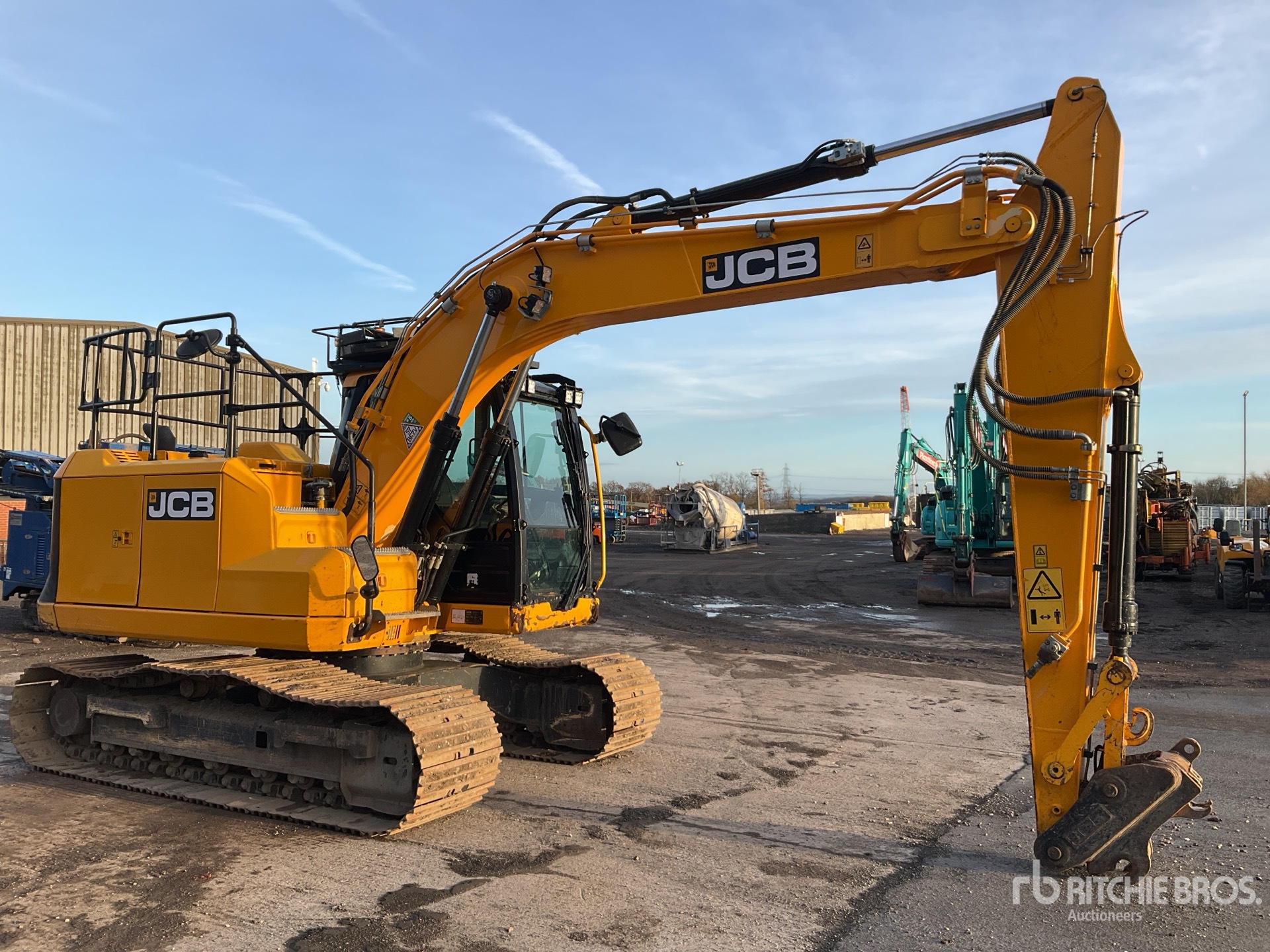 Aspect général with Image, coin avant droit