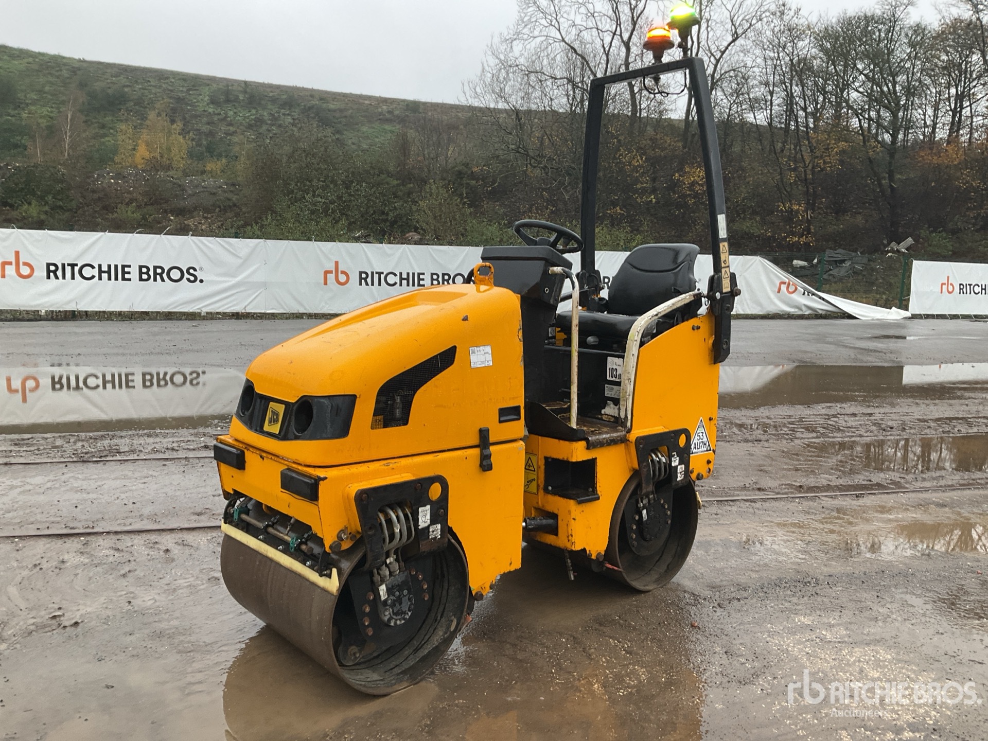 General Appearance with Image, coin avant gauche