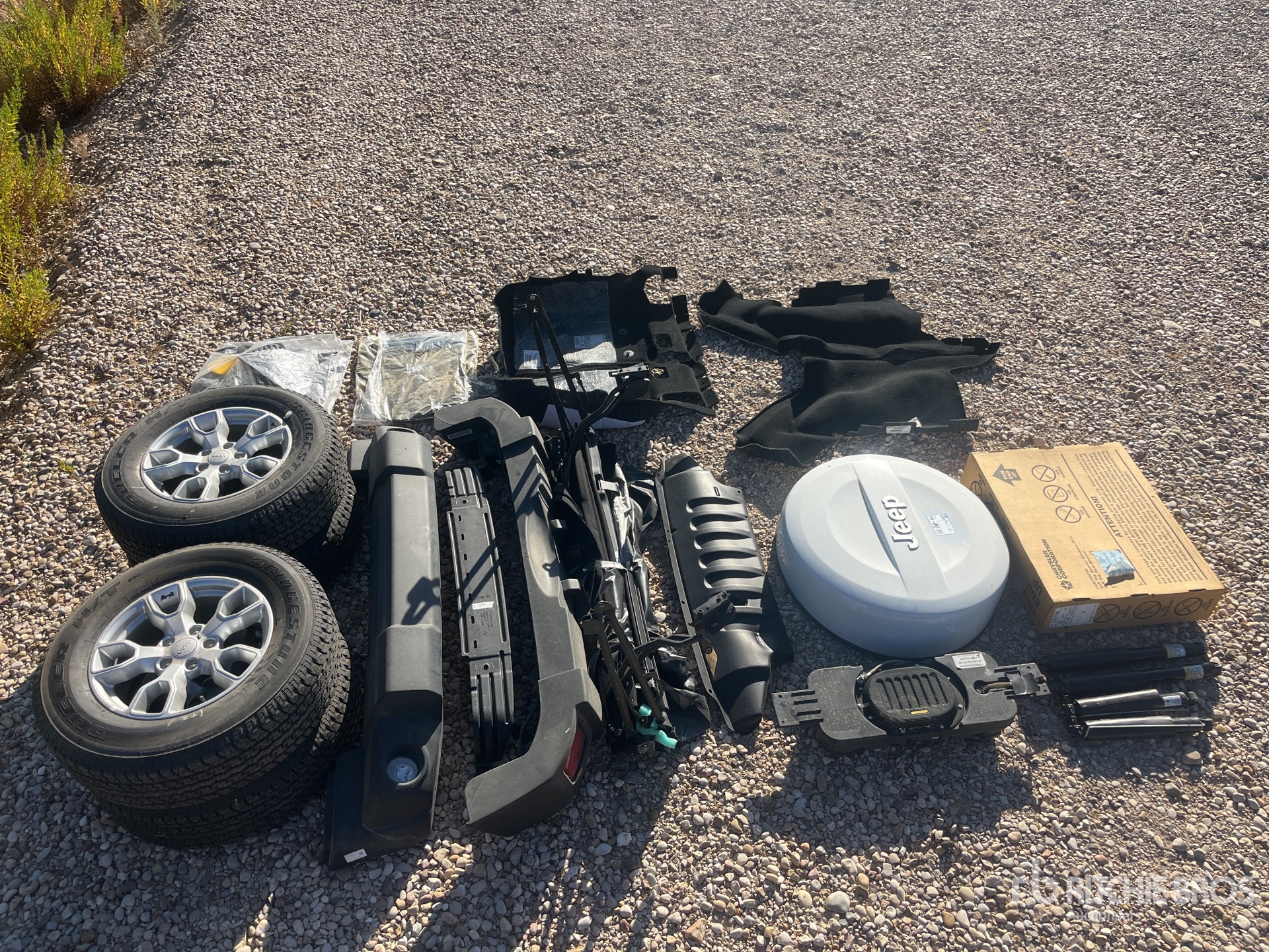 Aspect général with Image, coin avant gauche