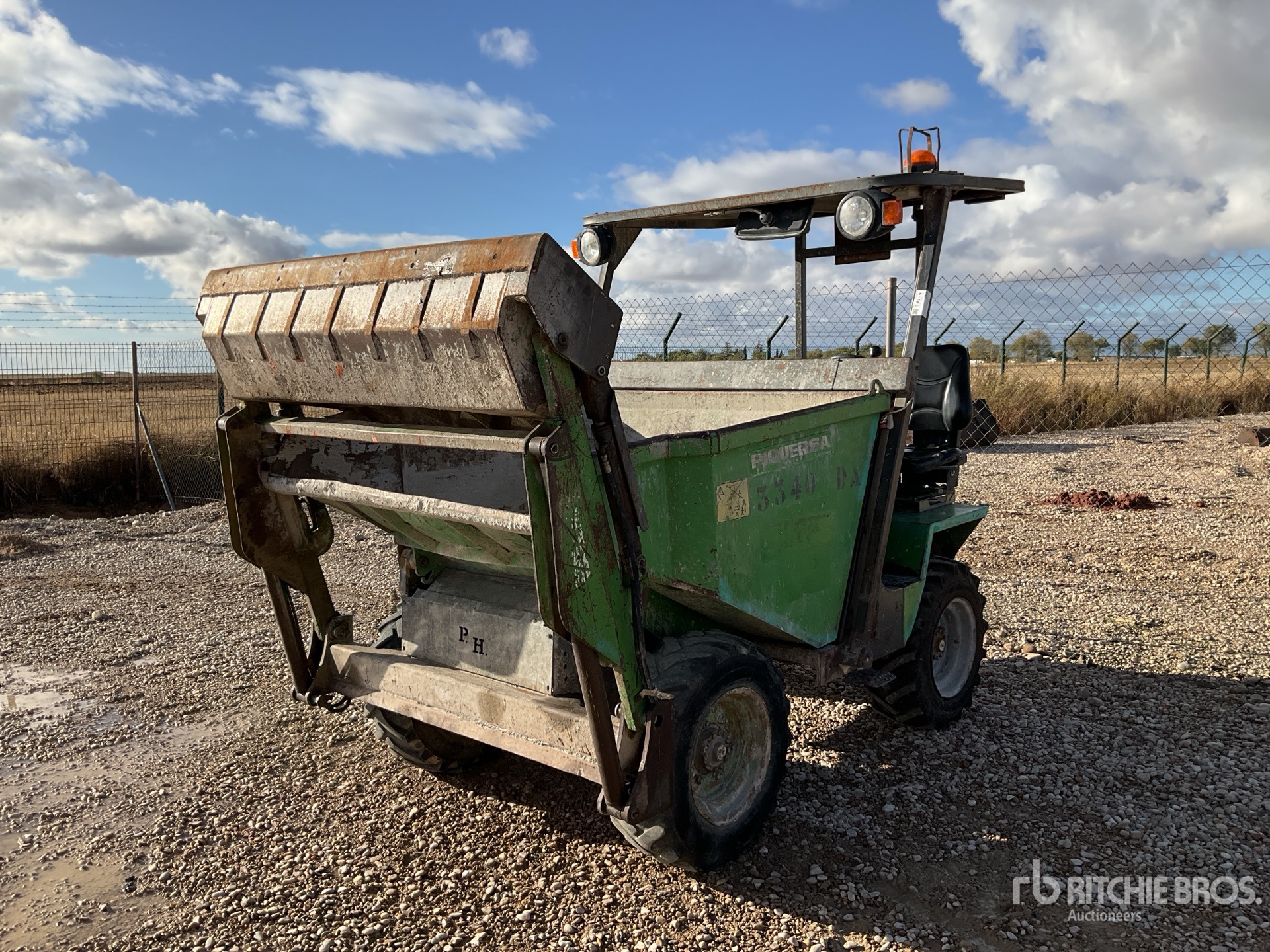 General Appearance with Image, coin avant gauche