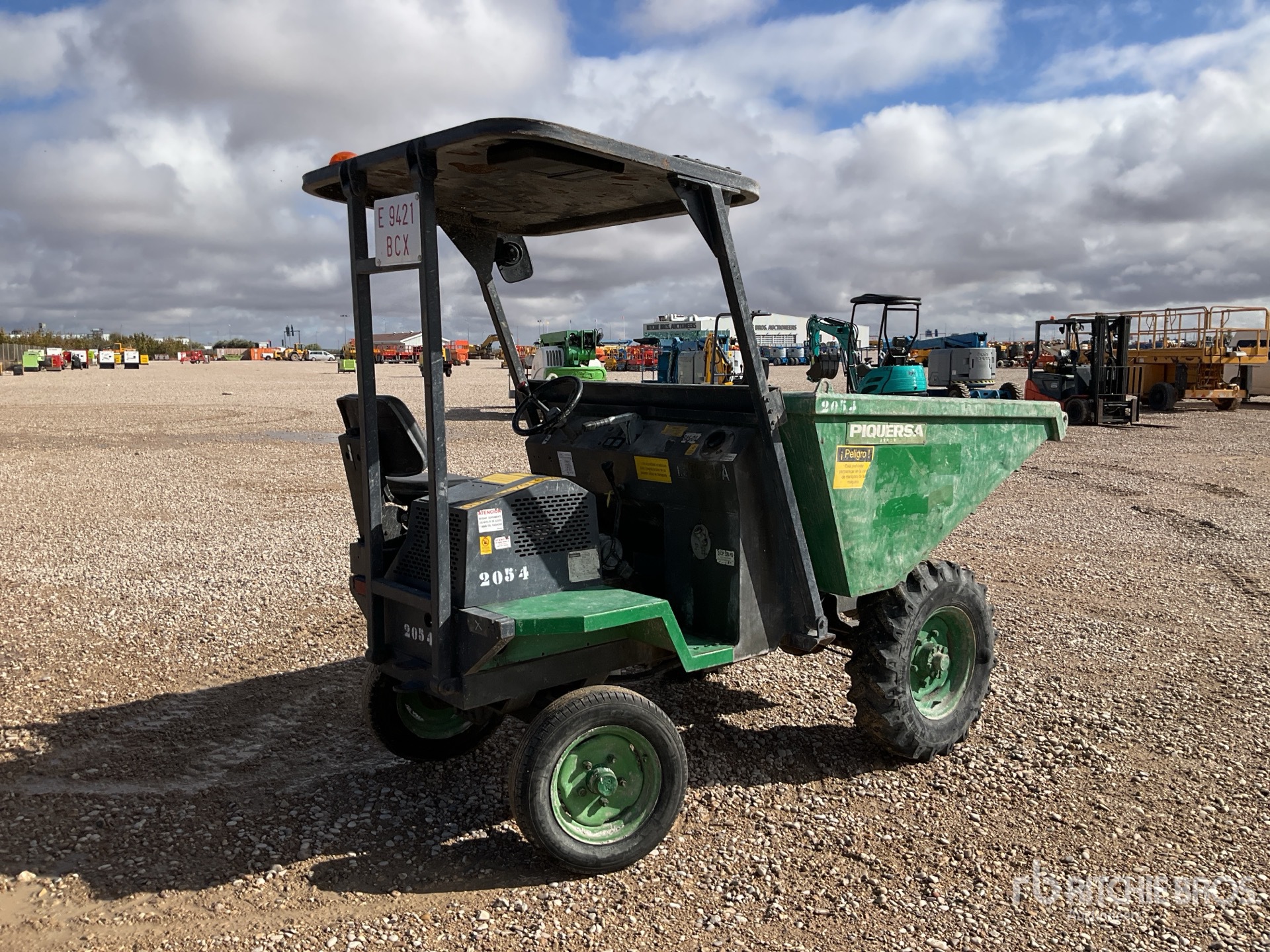 General Appearance with Image, coin arrière droit