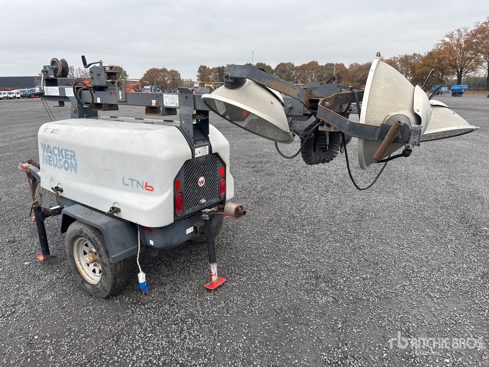 General Appearance with Picture, Left Rear Corner