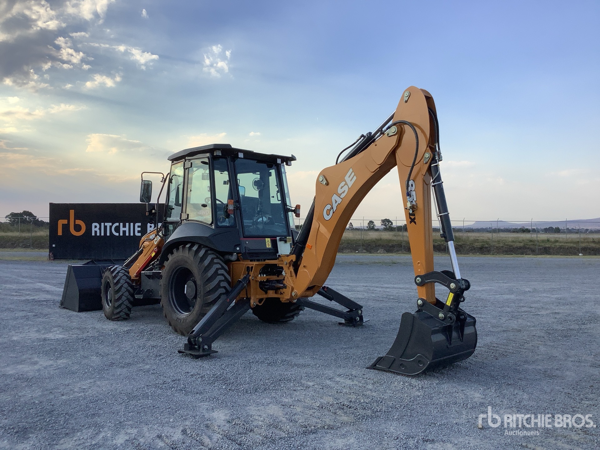 General Appearance with Picture, Left Rear Corner