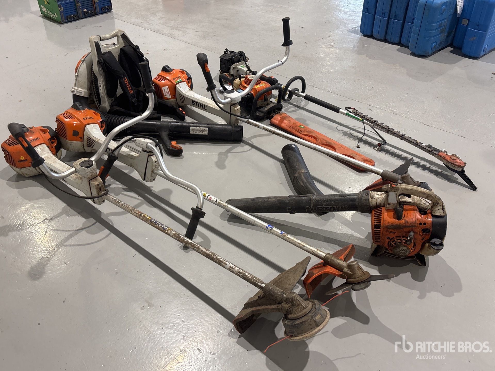 General Appearance with Bild, Ecke vorne rechts