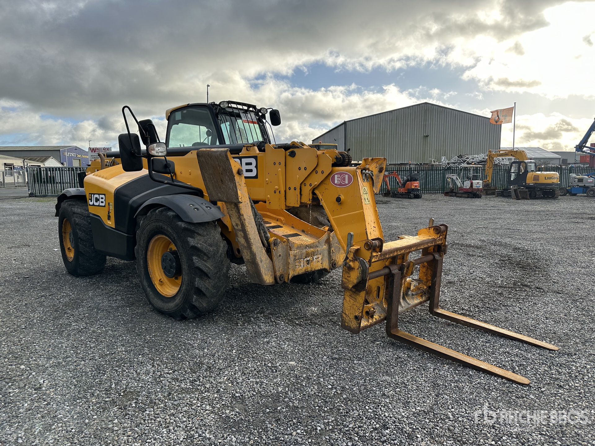 General Appearance with Imagen: esquina delantera derecha