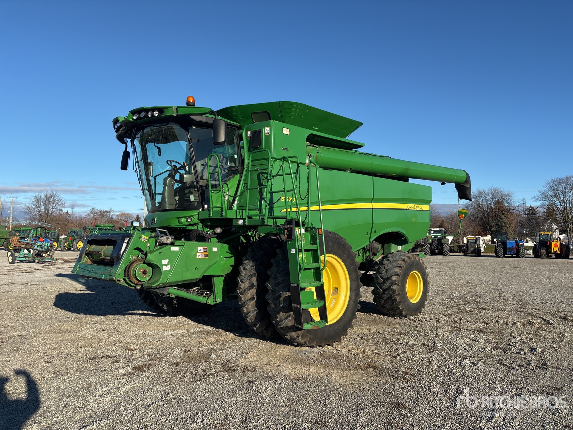 General Appearance with Featured Photo