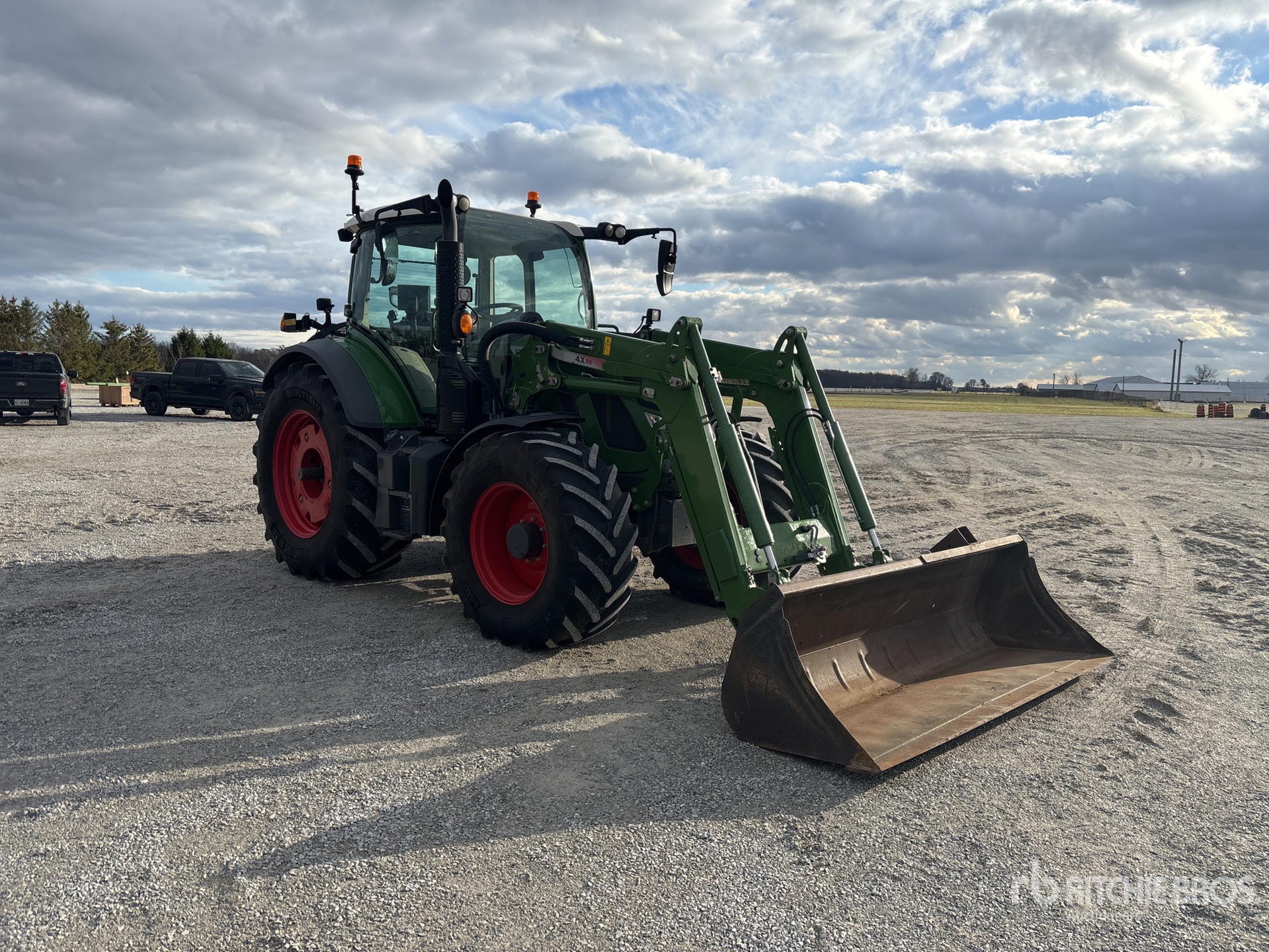 General Appearance with Picture, Right Front Corner