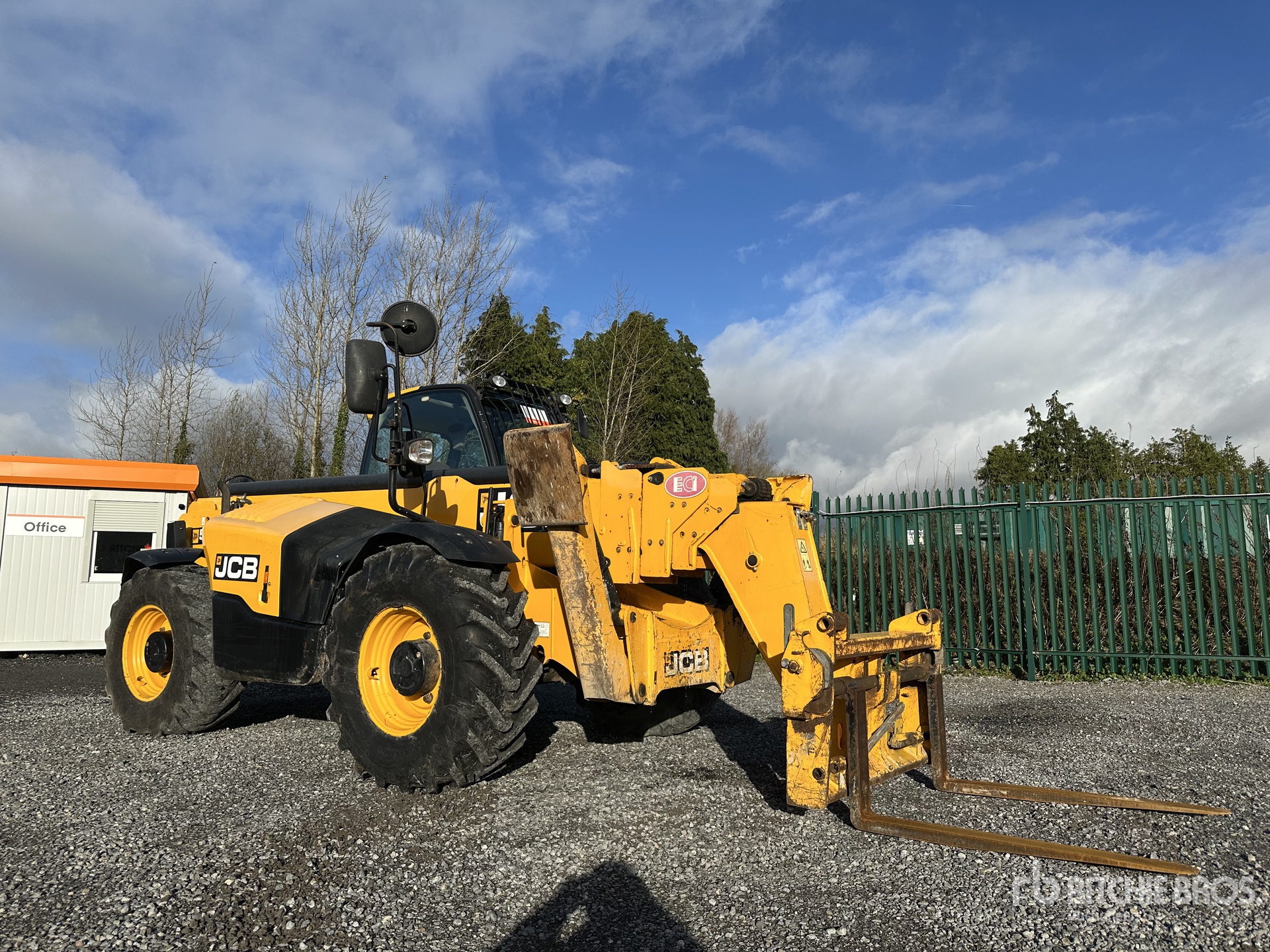 General Appearance with Imagen: esquina delantera derecha