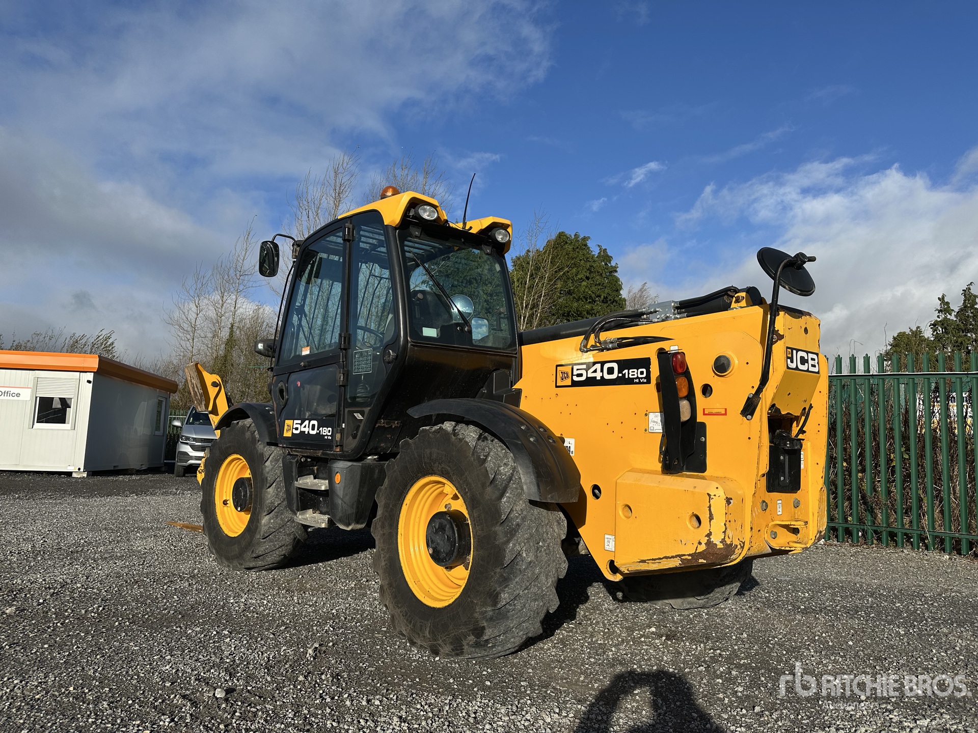 General Appearance with Imagen: esquina trasera izquierda