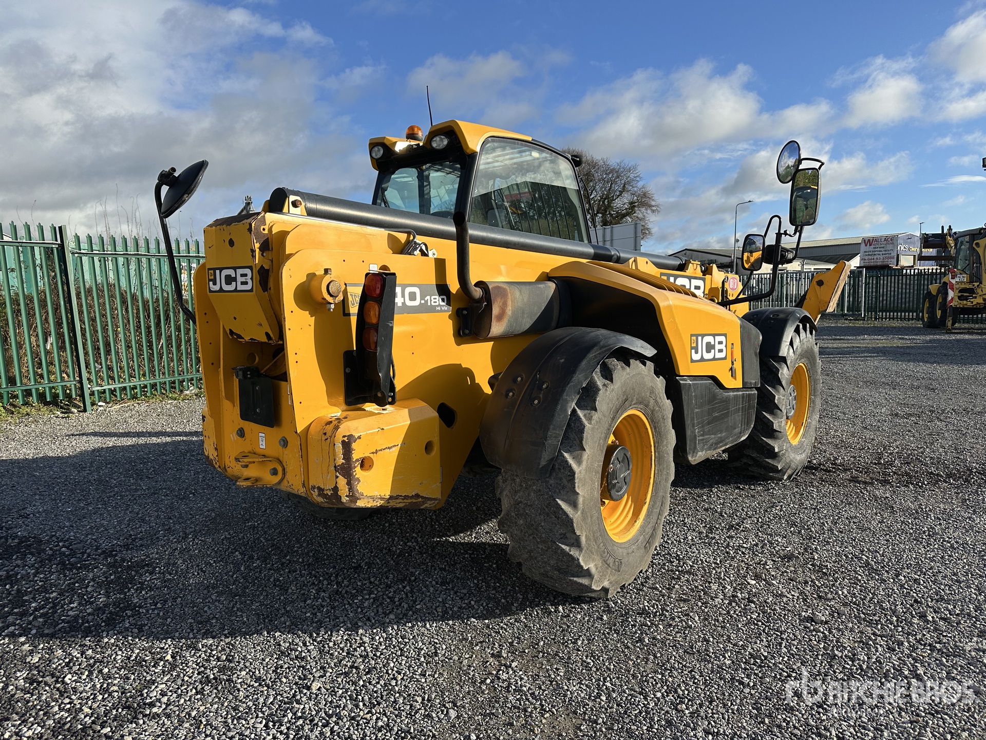 General Appearance with Imagen: esquina trasera derecha