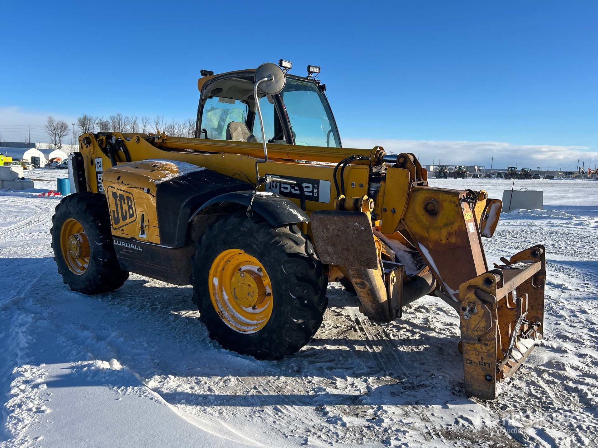 General Appearance with Bild, Ecke vorne rechts