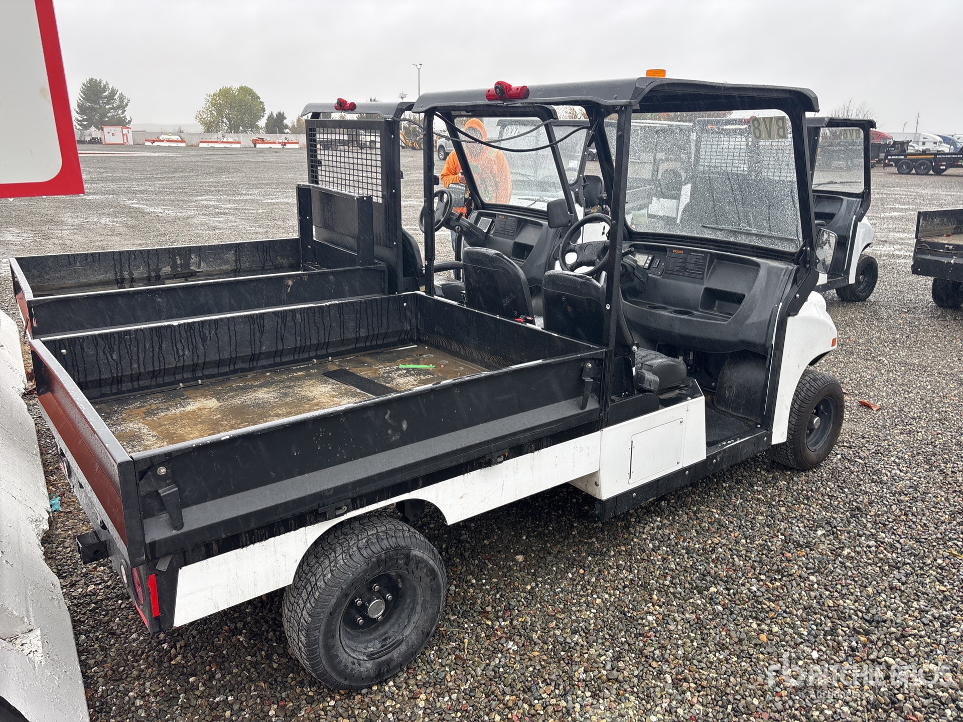 General Appearance with Image, coin arrière droit