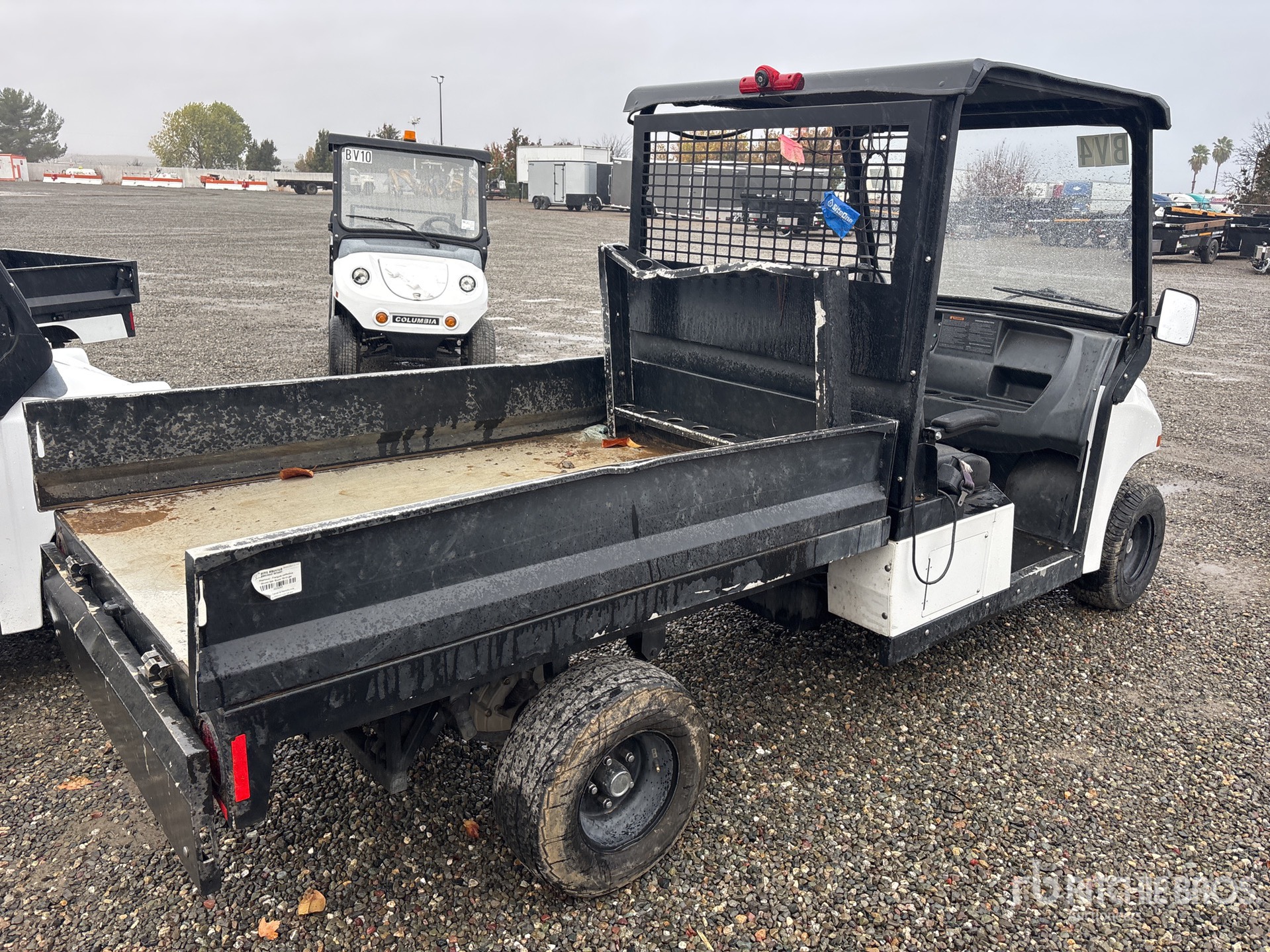 General Appearance with Image, coin arrière droit