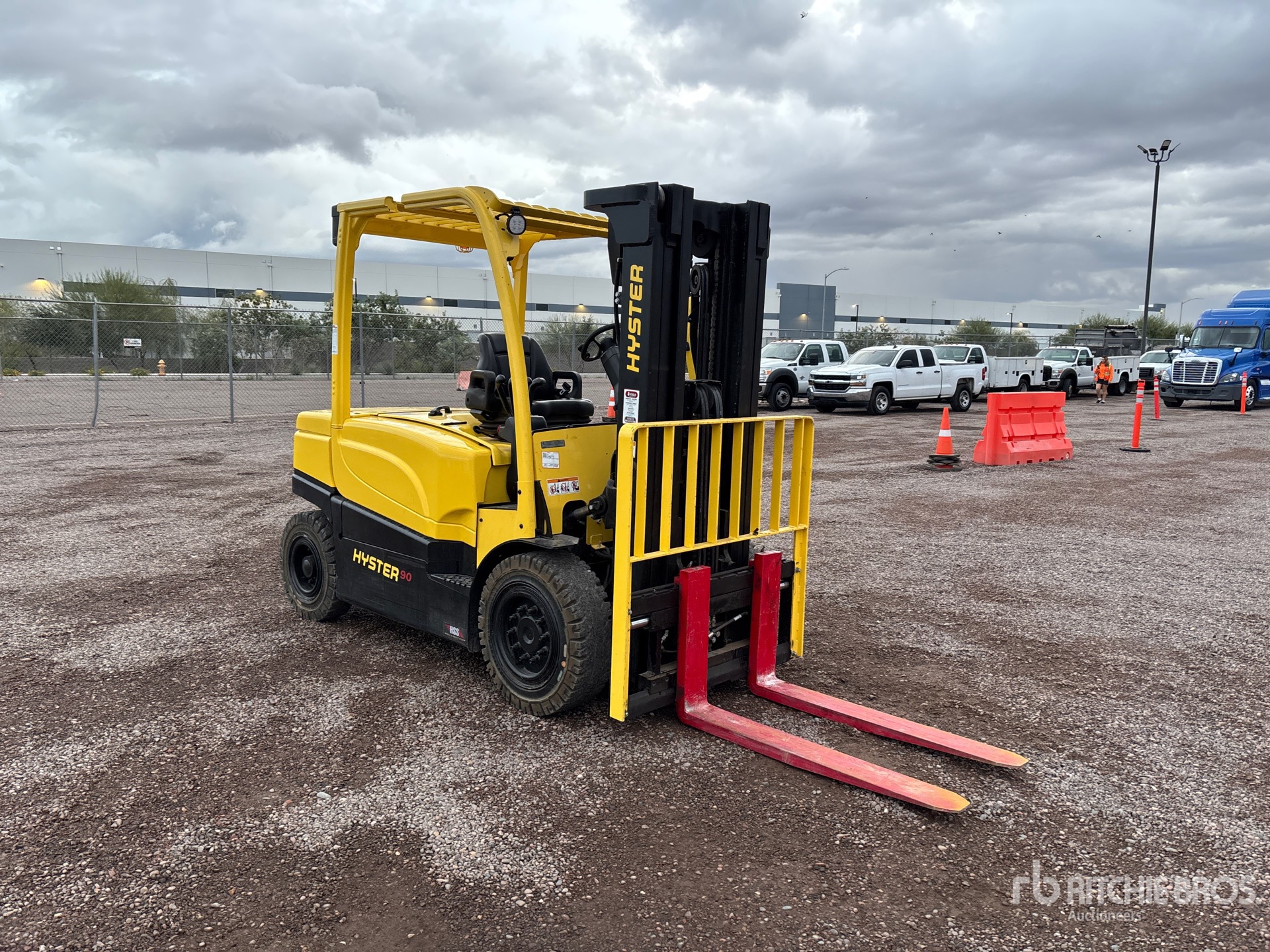 General Appearance with Picture, Right Front Corner