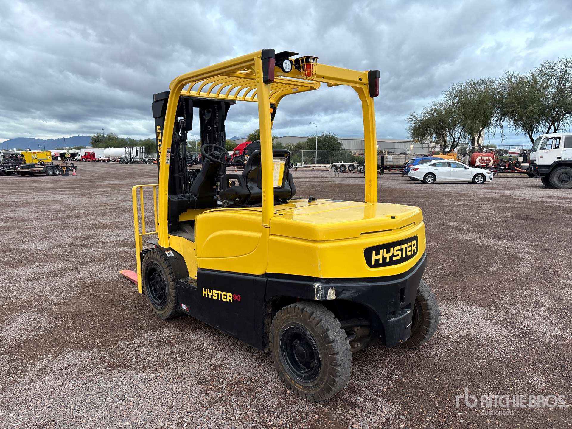 General Appearance with Picture, Left Rear Corner