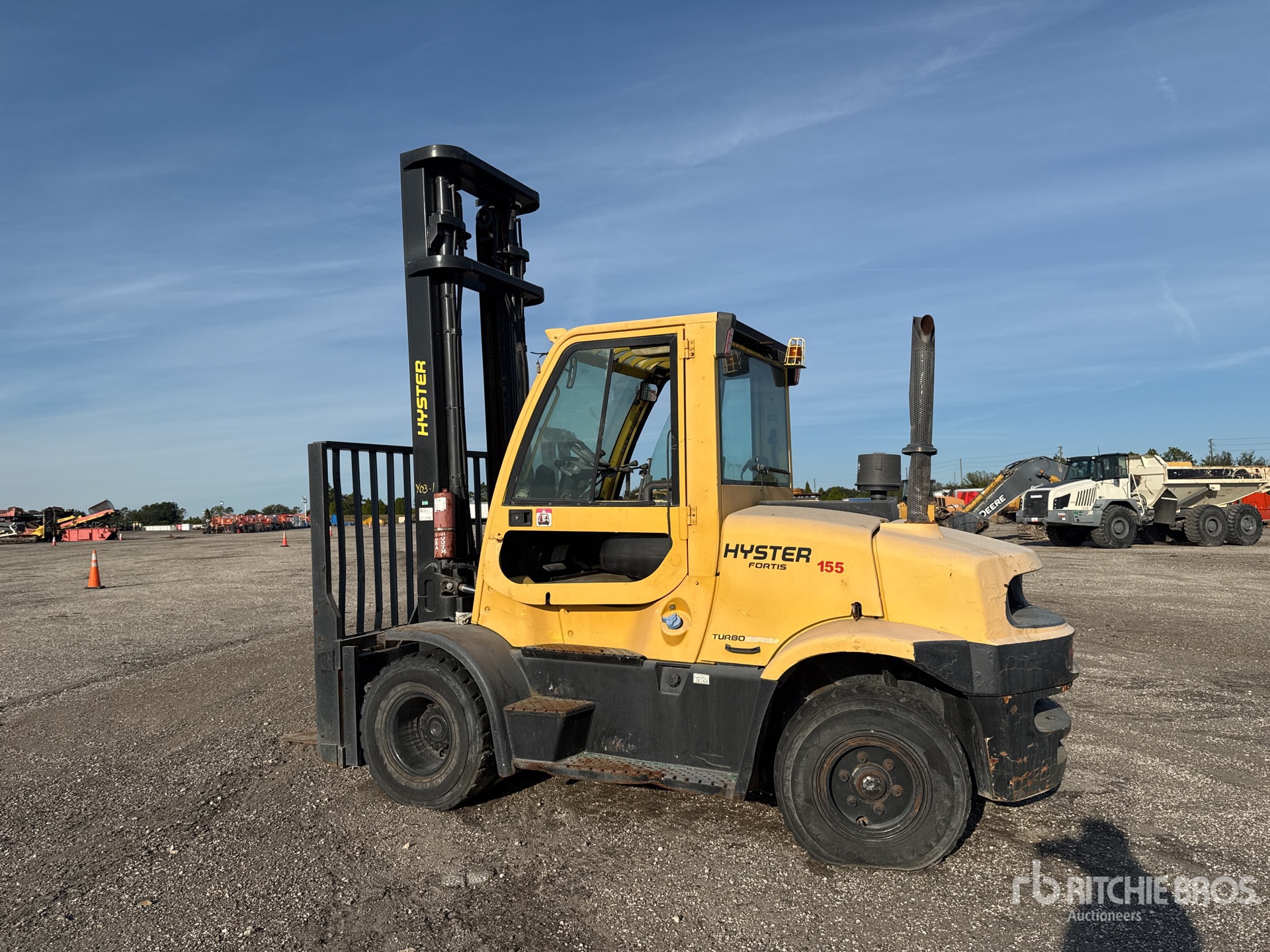 General Appearance with Foto, angolo posteriore sinistro