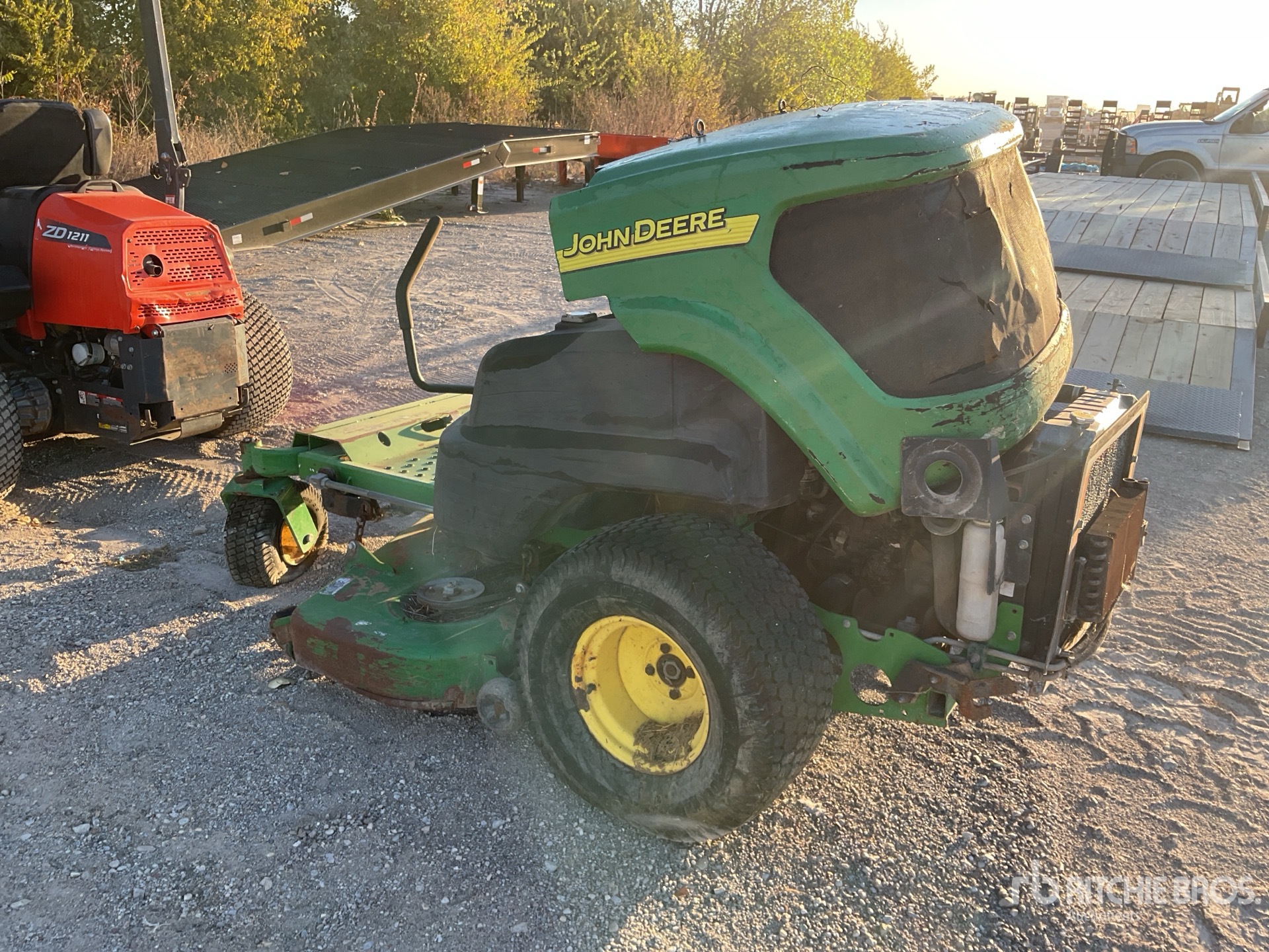 General Appearance with Image, coin arrière gauche