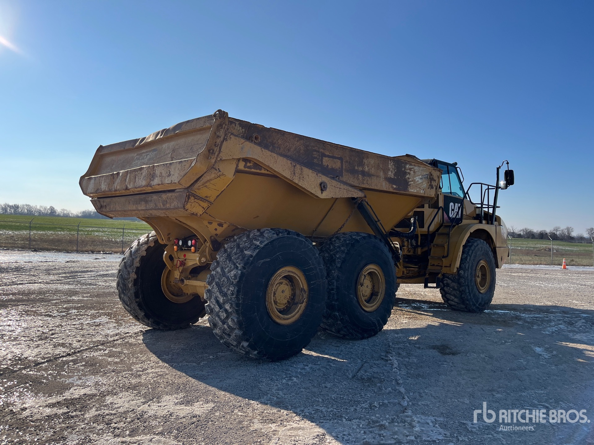 General Appearance with Imagen: esquina trasera derecha