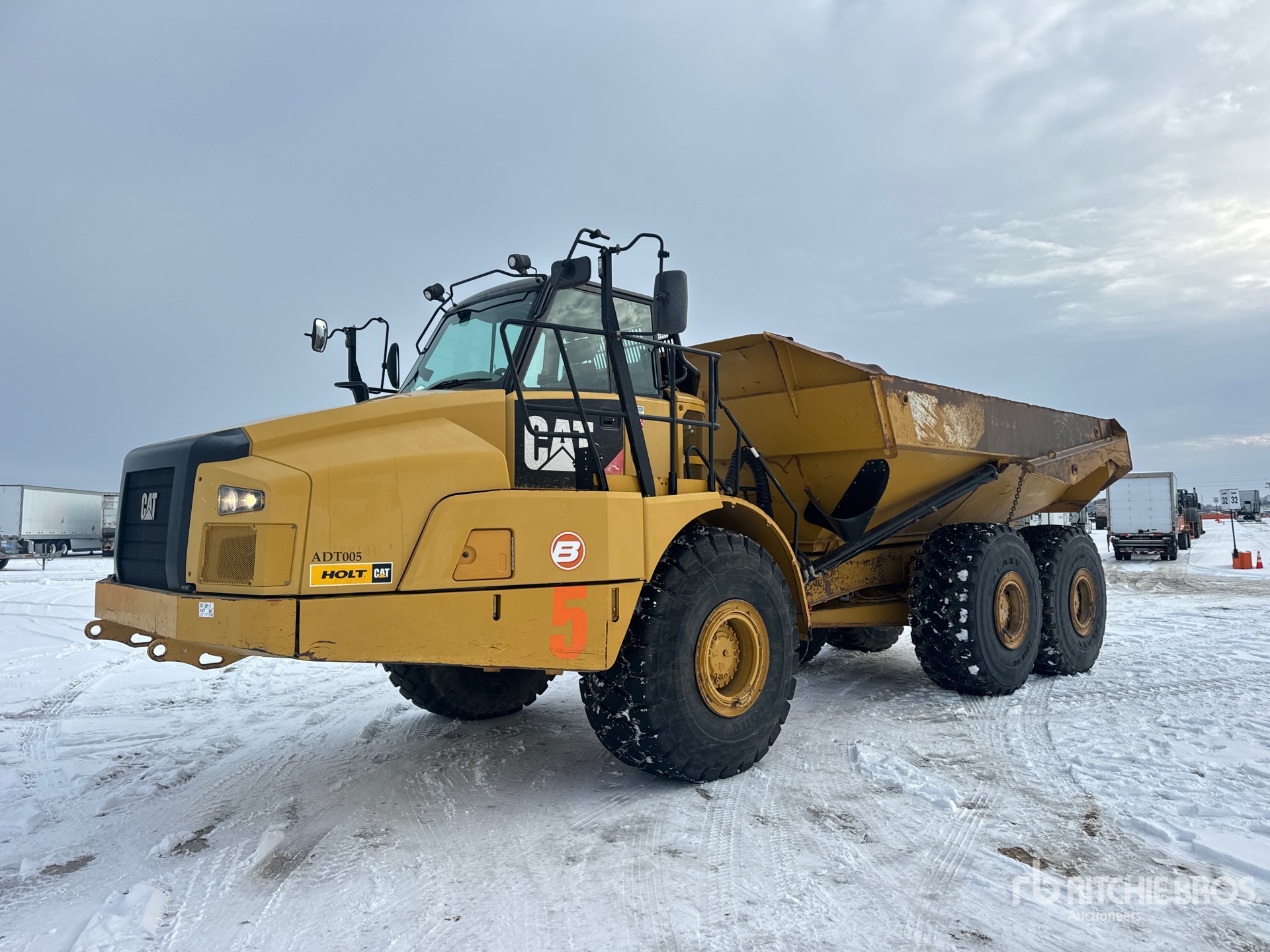 General Appearance with Picture, Left Front Corner