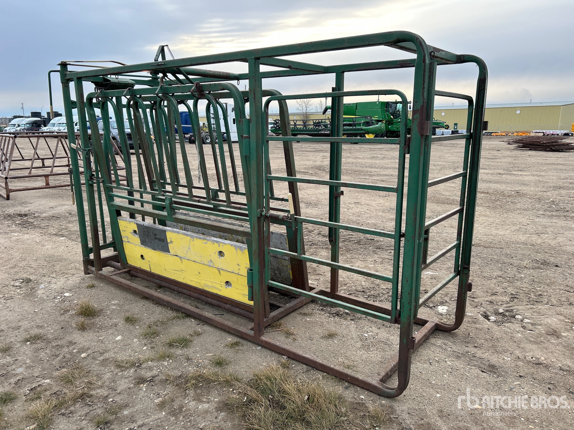 General Appearance with Imagen: esquina trasera izquierda