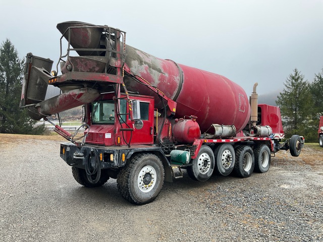 2015 Phoenix 12611.0-209SFA 12x6 Front Discharge Mixer Truck