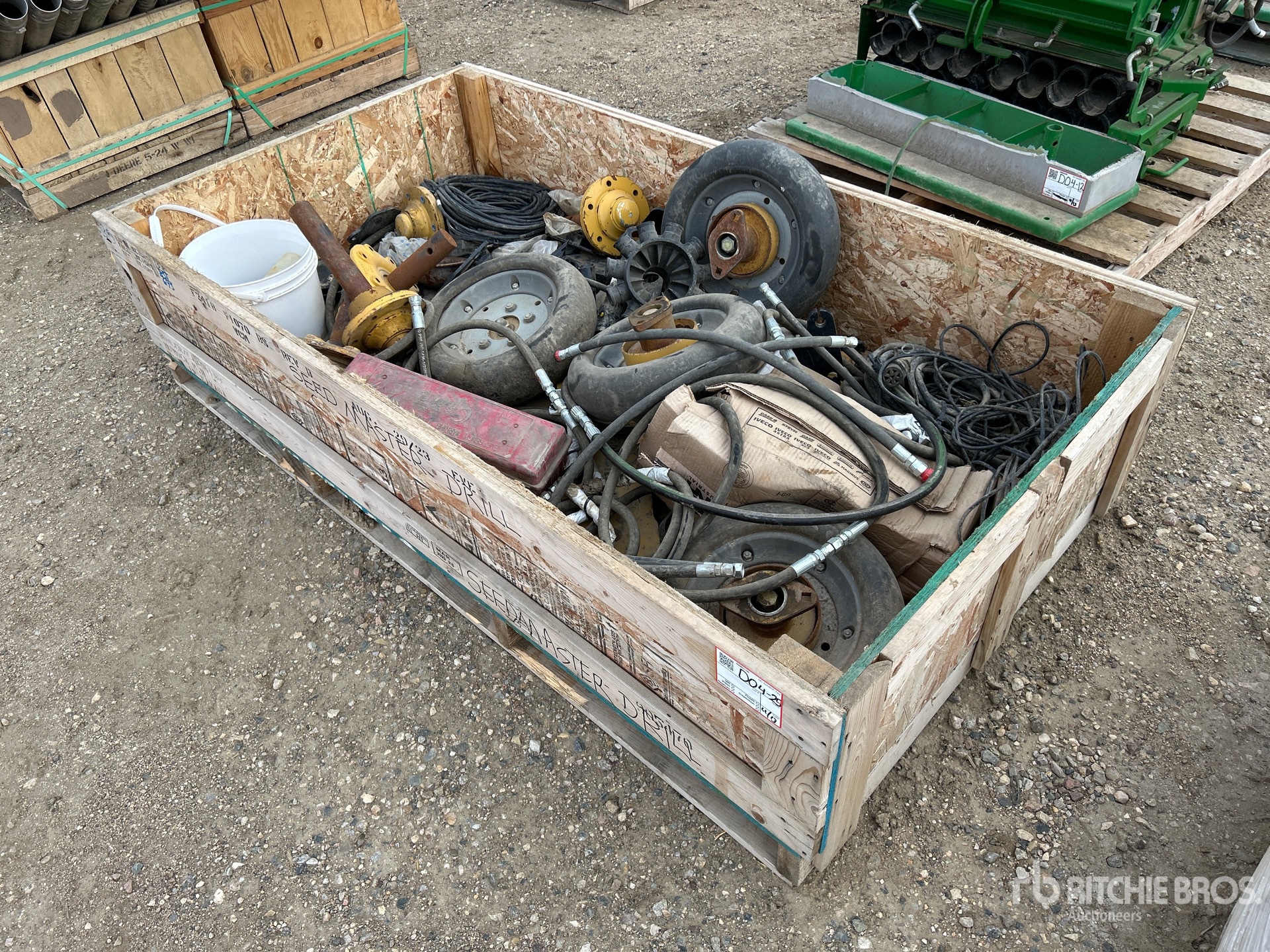 General Appearance with Foto, angolo anteriore sinistro