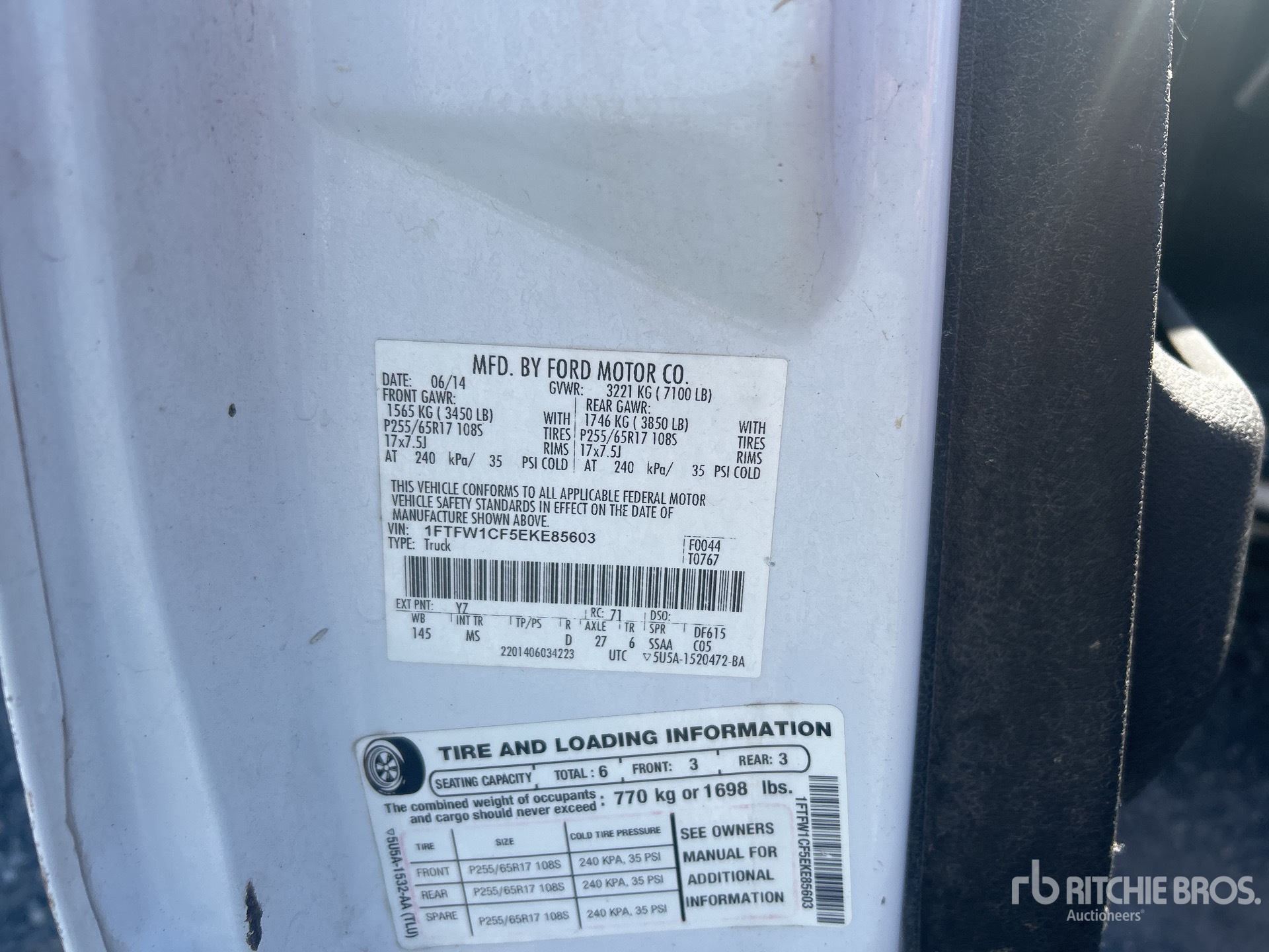 General Appearance with Serial Number / VIN