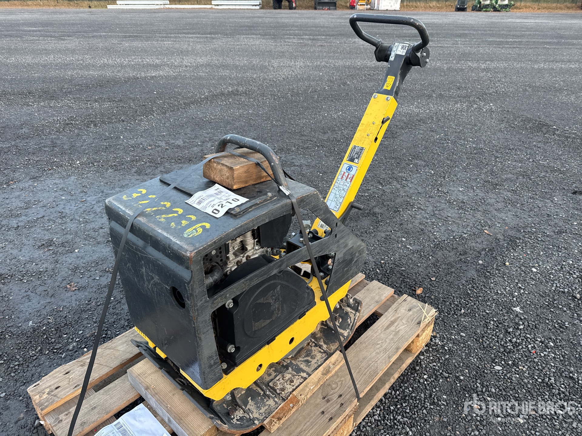 General Appearance with Imagen: esquina delantera izquierda