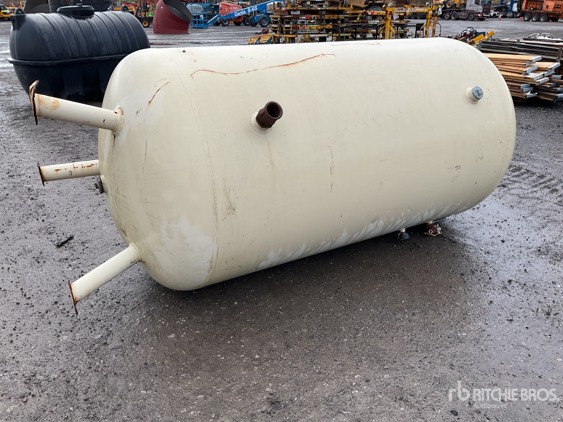 General Appearance with Foto, angolo anteriore sinistro