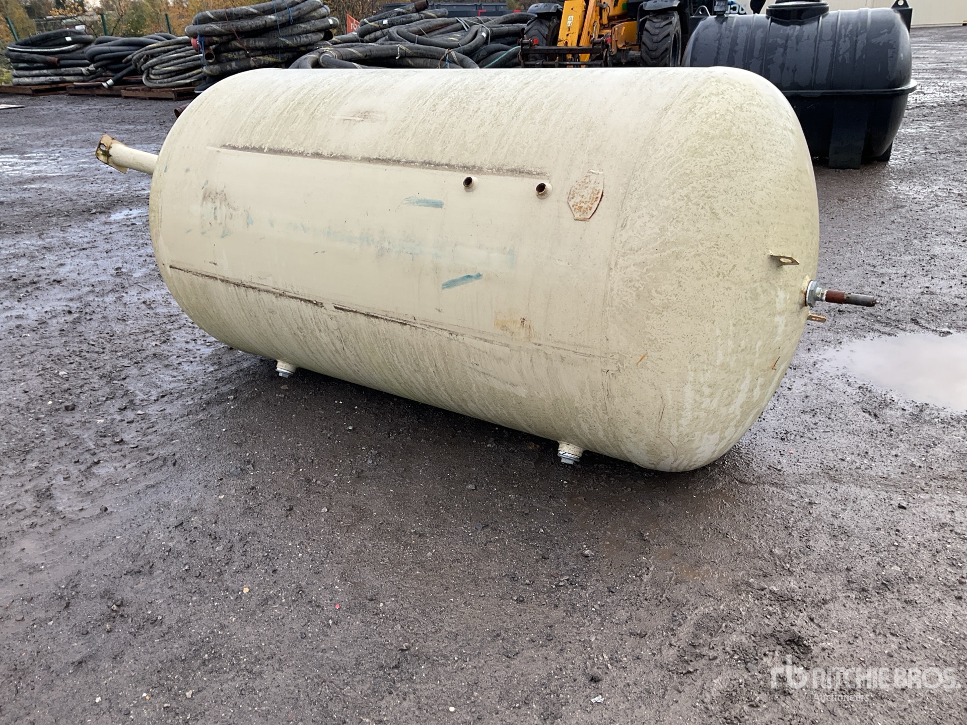 General Appearance with Foto, angolo posteriore sinistro