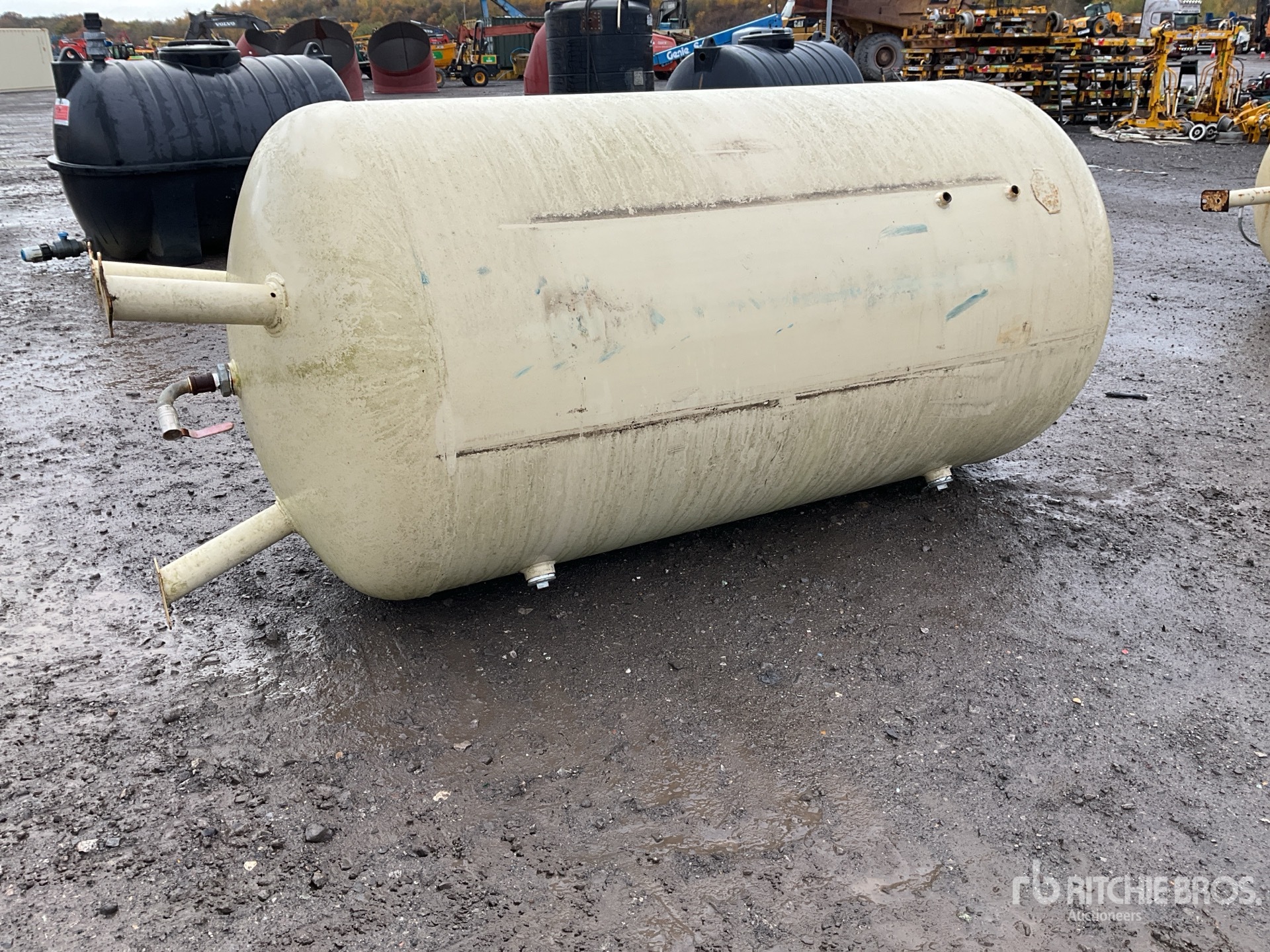 General Appearance with Foto, angolo anteriore sinistro