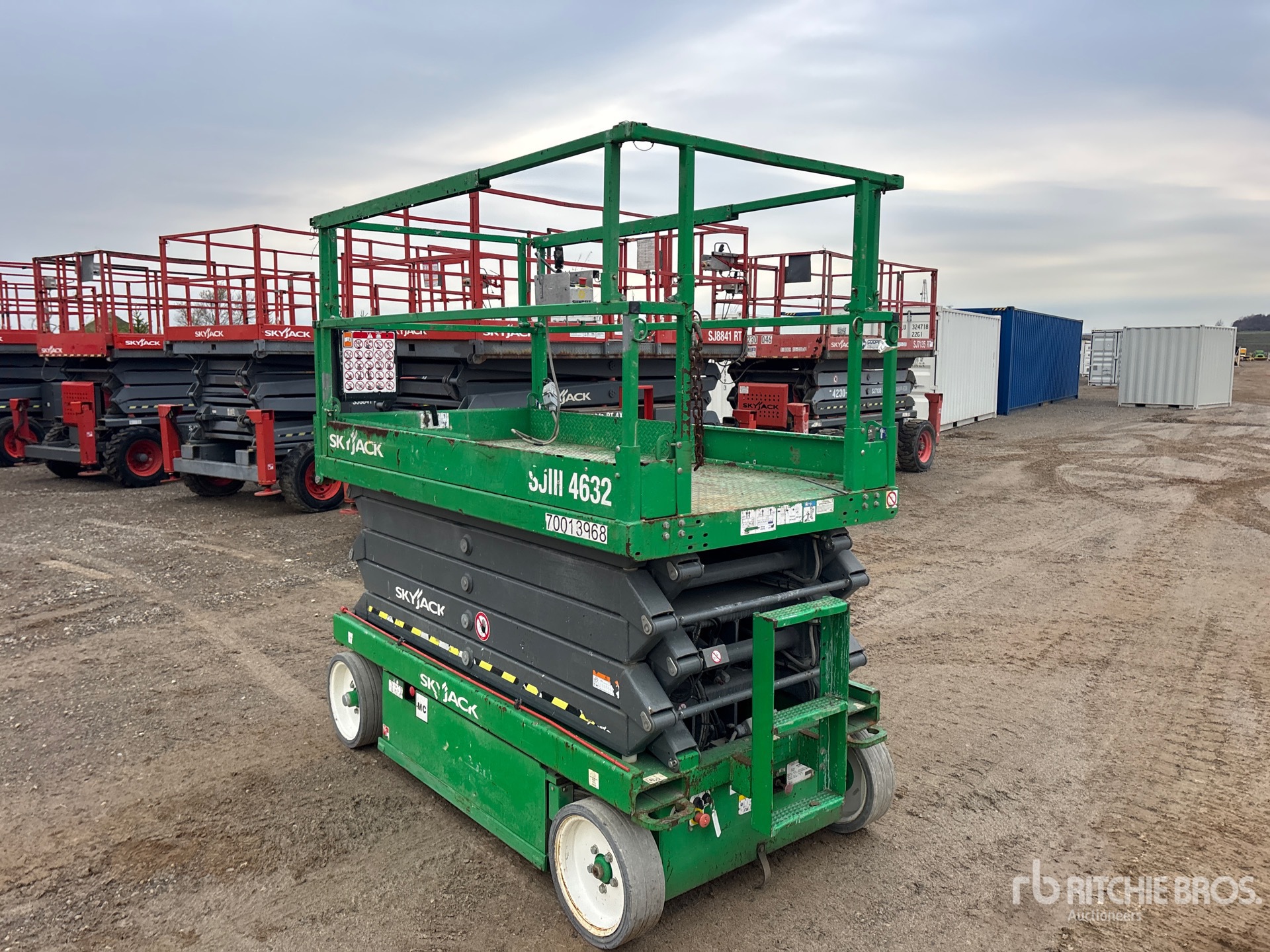 General Appearance with Picture, Right Front Corner