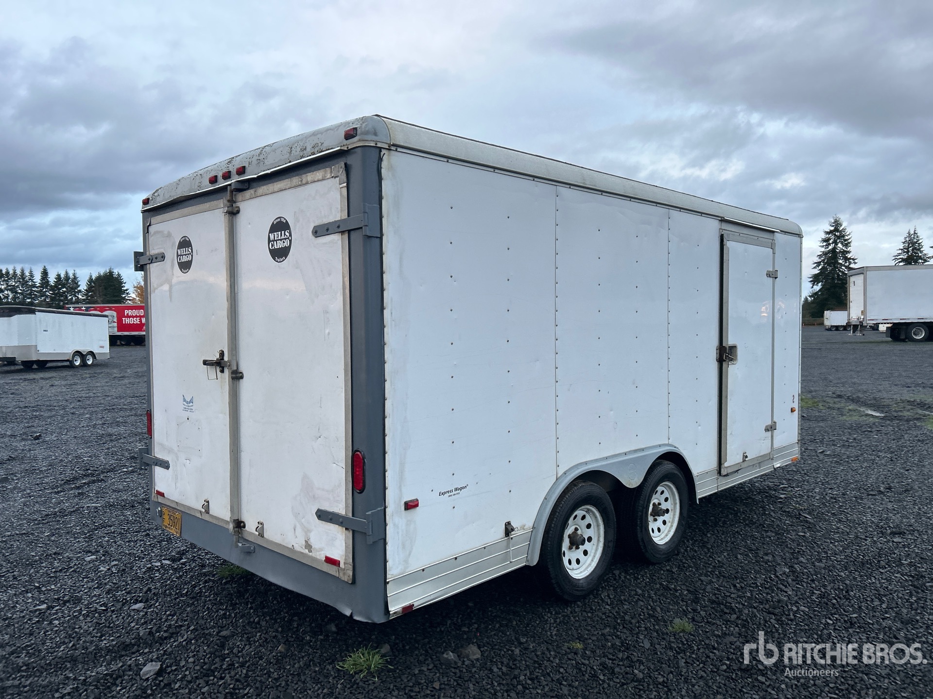 General Appearance with Picture, Right Rear Corner