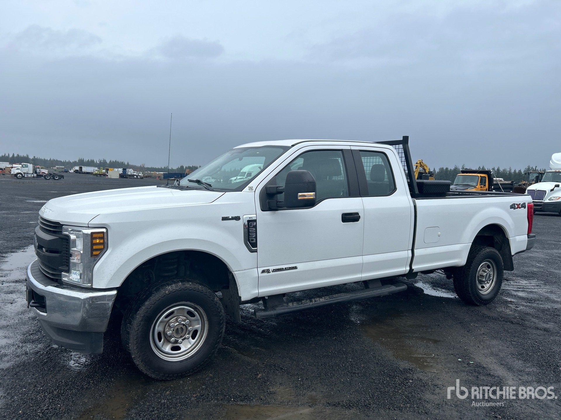 General Appearance with Picture, Left Front Corner