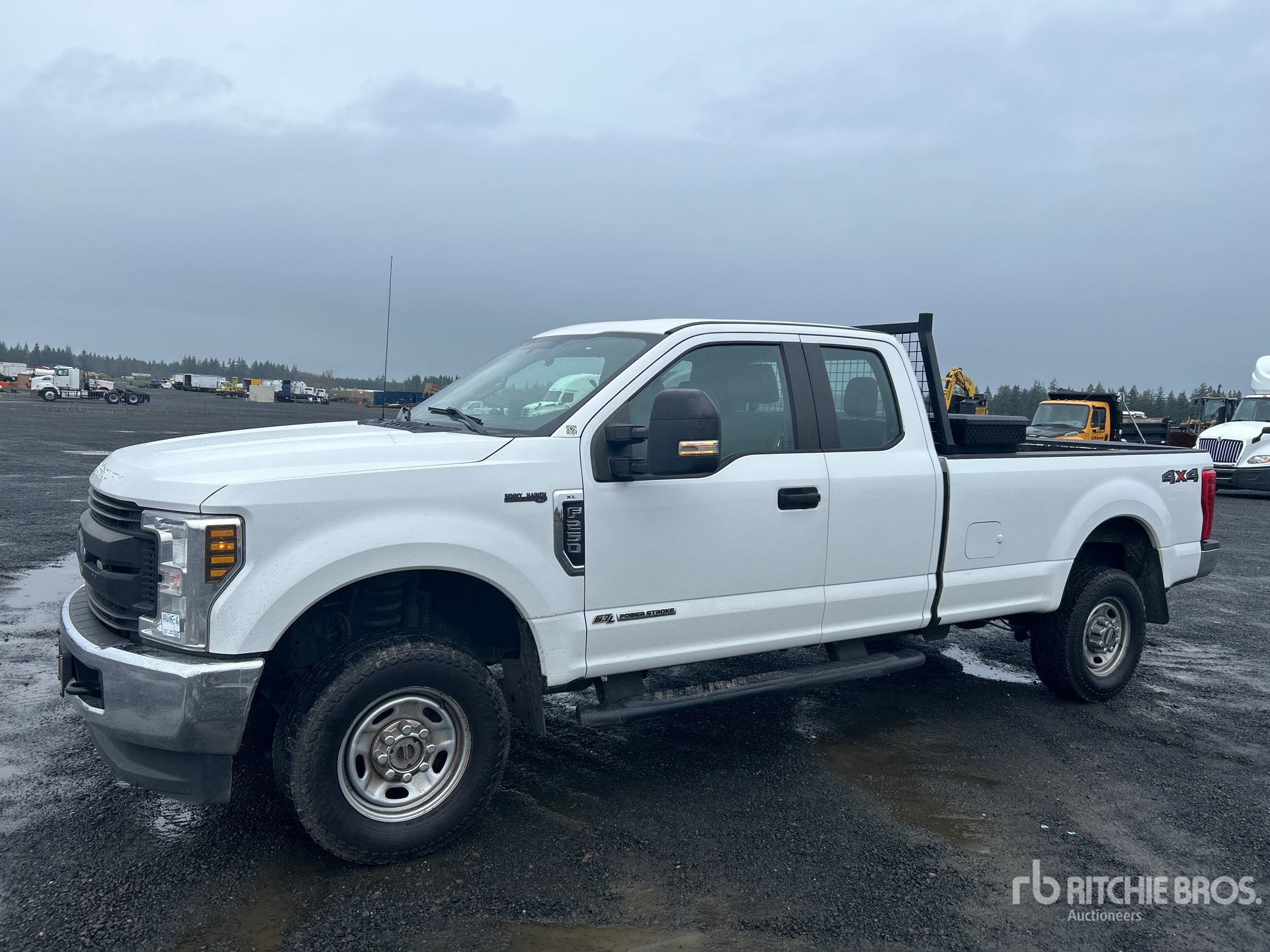 General Appearance with Featured Photo