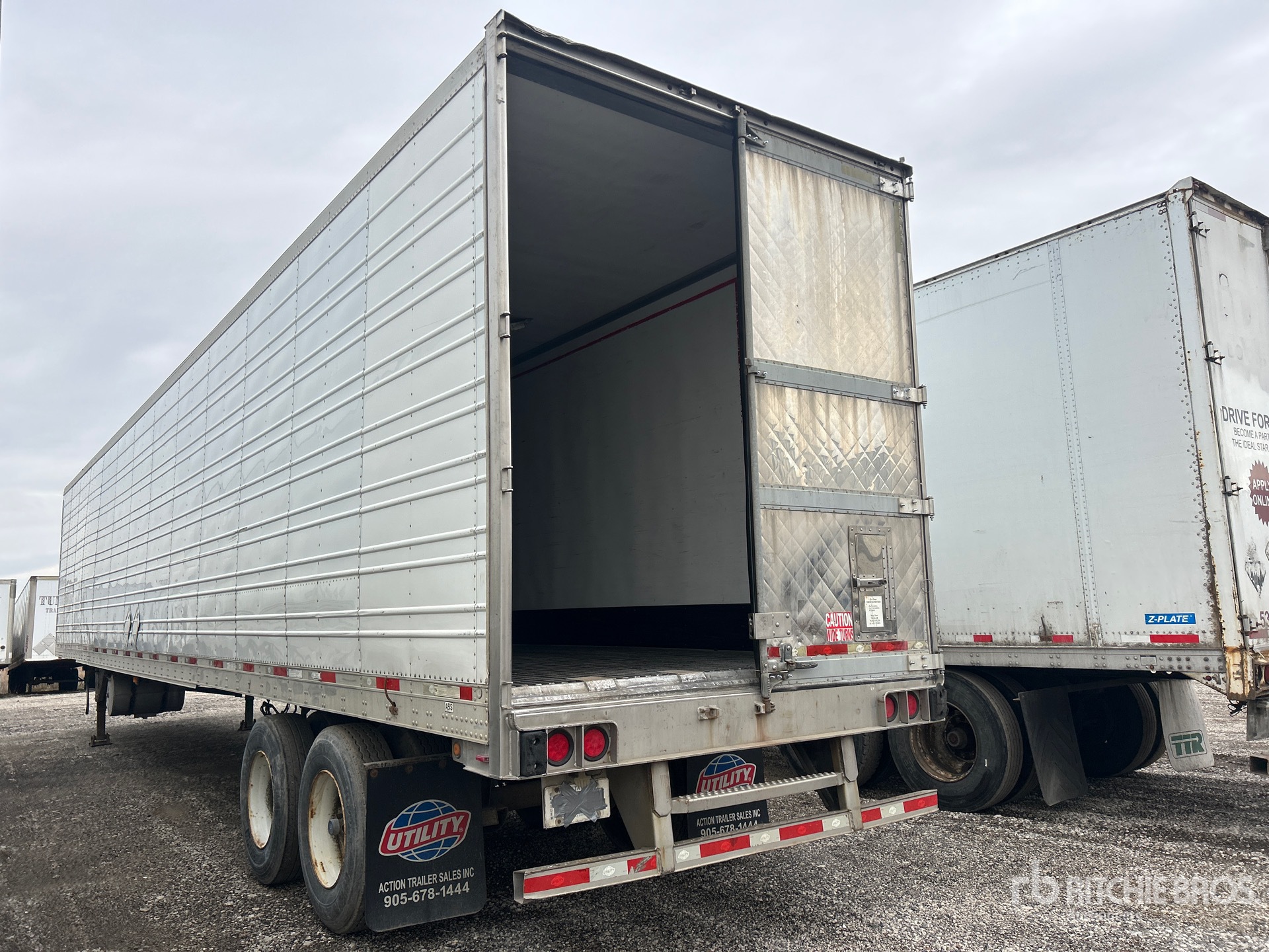 General Appearance with Imagen: esquina trasera izquierda