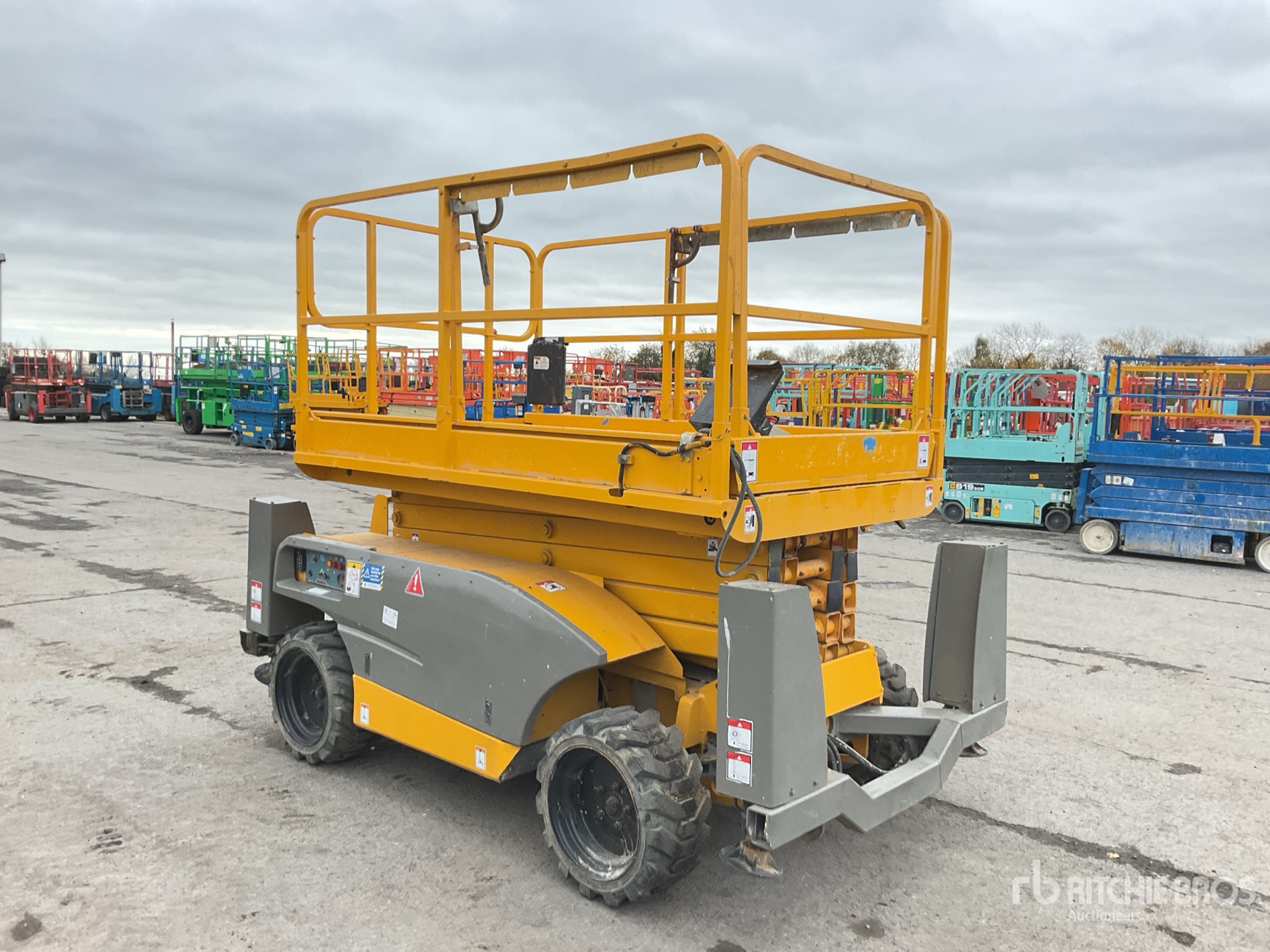 General Appearance with Picture, Right Front Corner