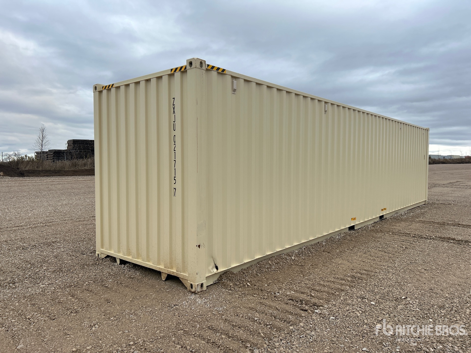 General Appearance with Picture, Right Rear Corner