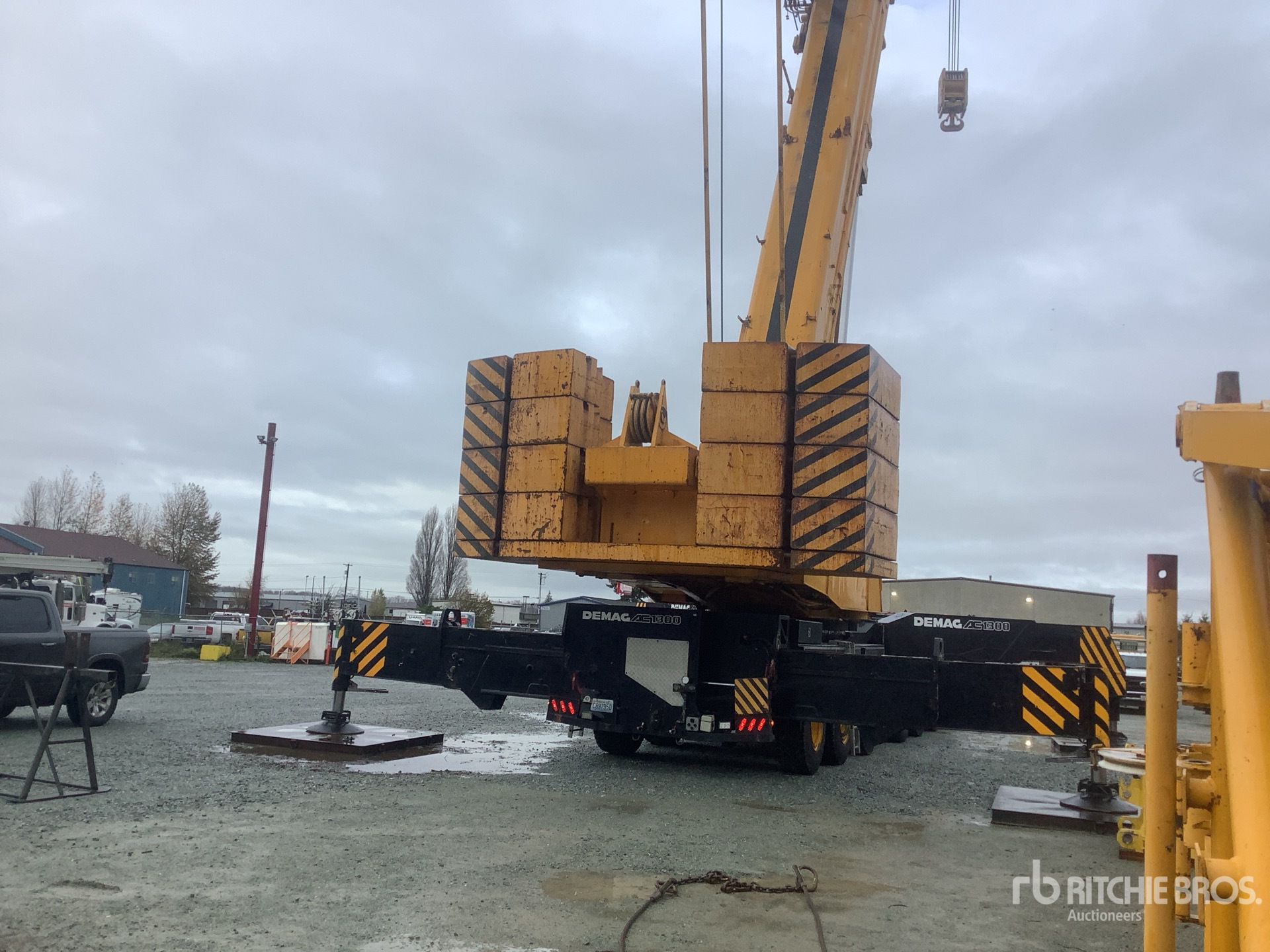 General Appearance with Foto, angolo anteriore sinistro