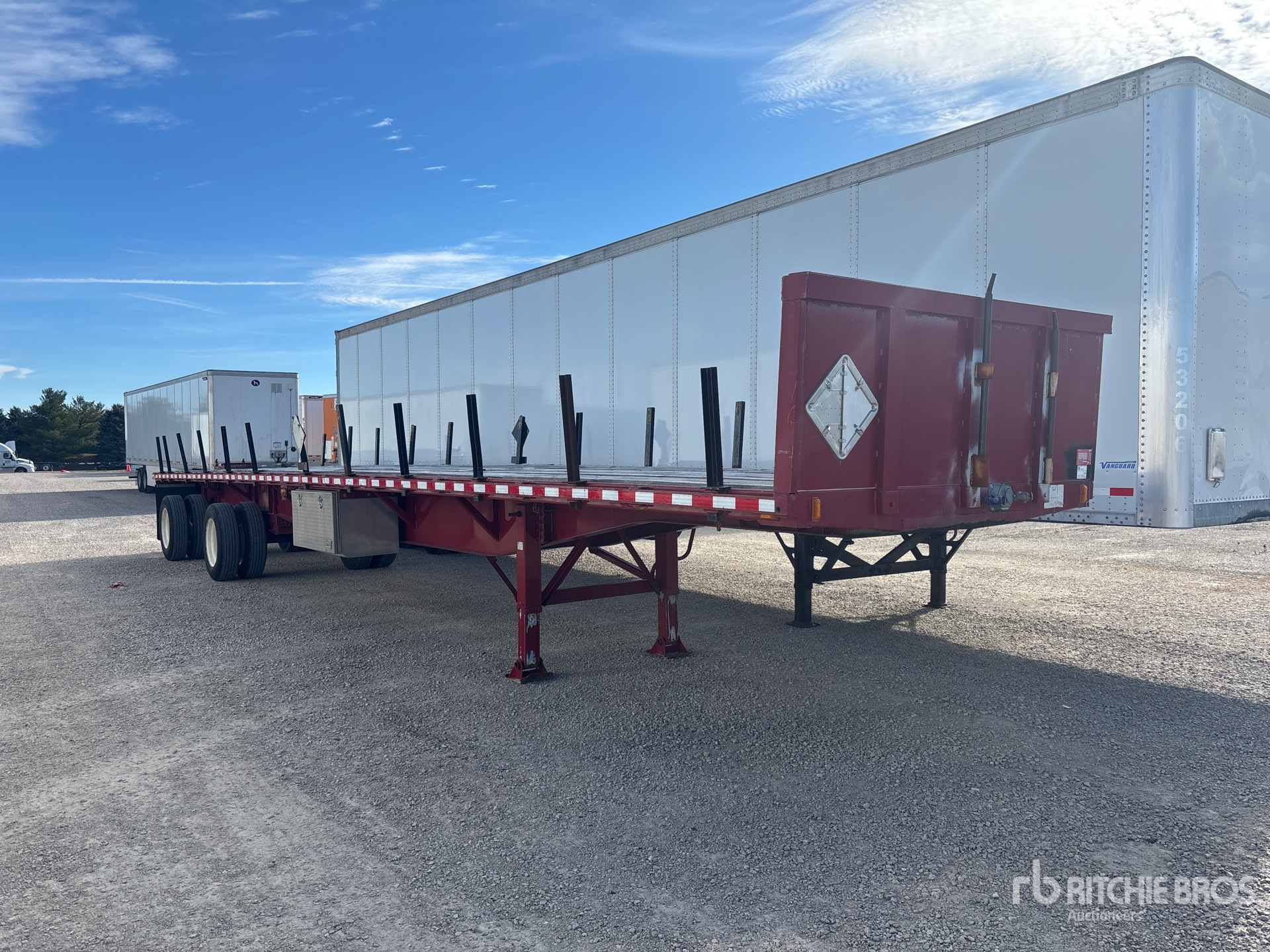 General Appearance with Bild, Ecke vorne rechts