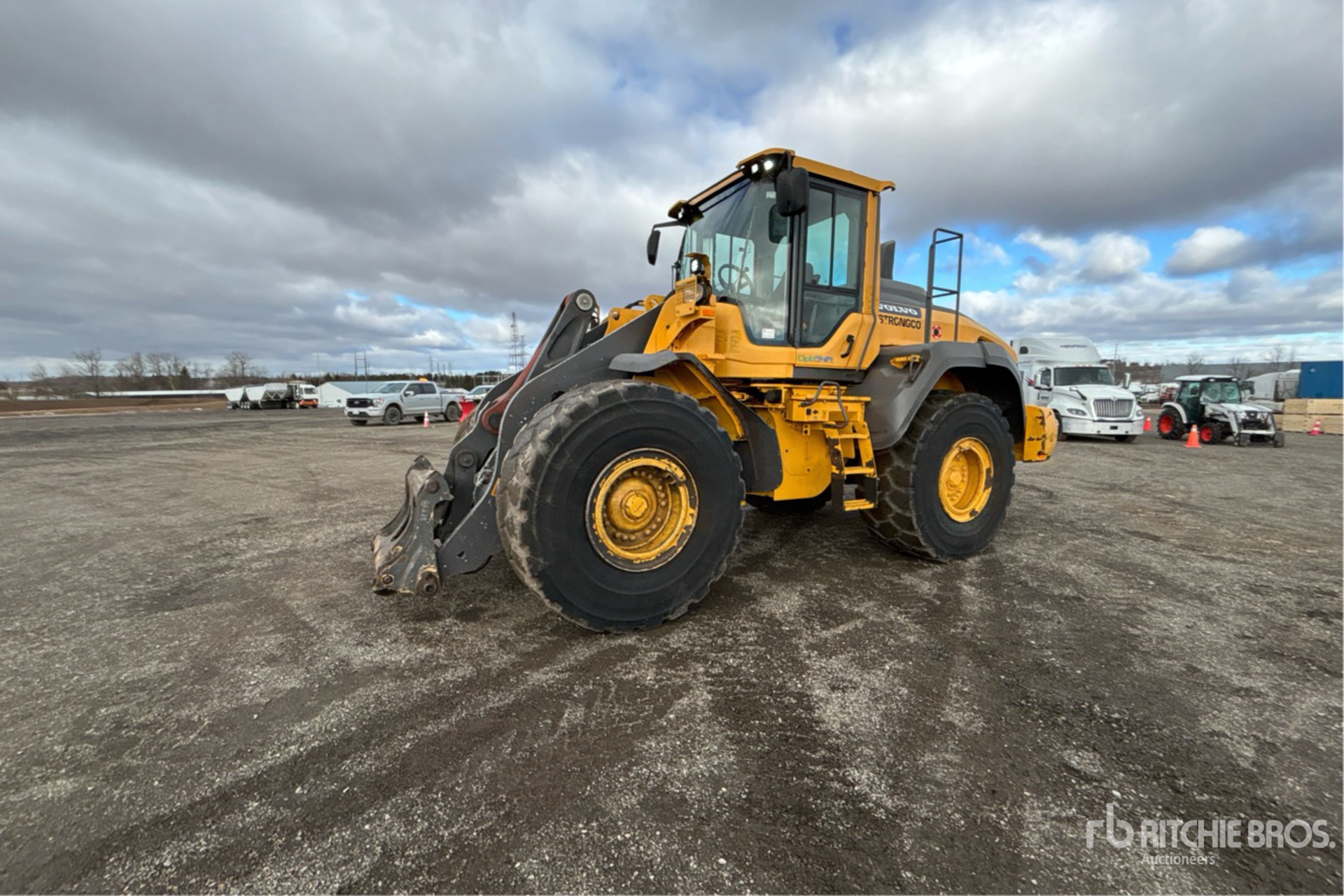 General Appearance with Picture, Left Front Corner