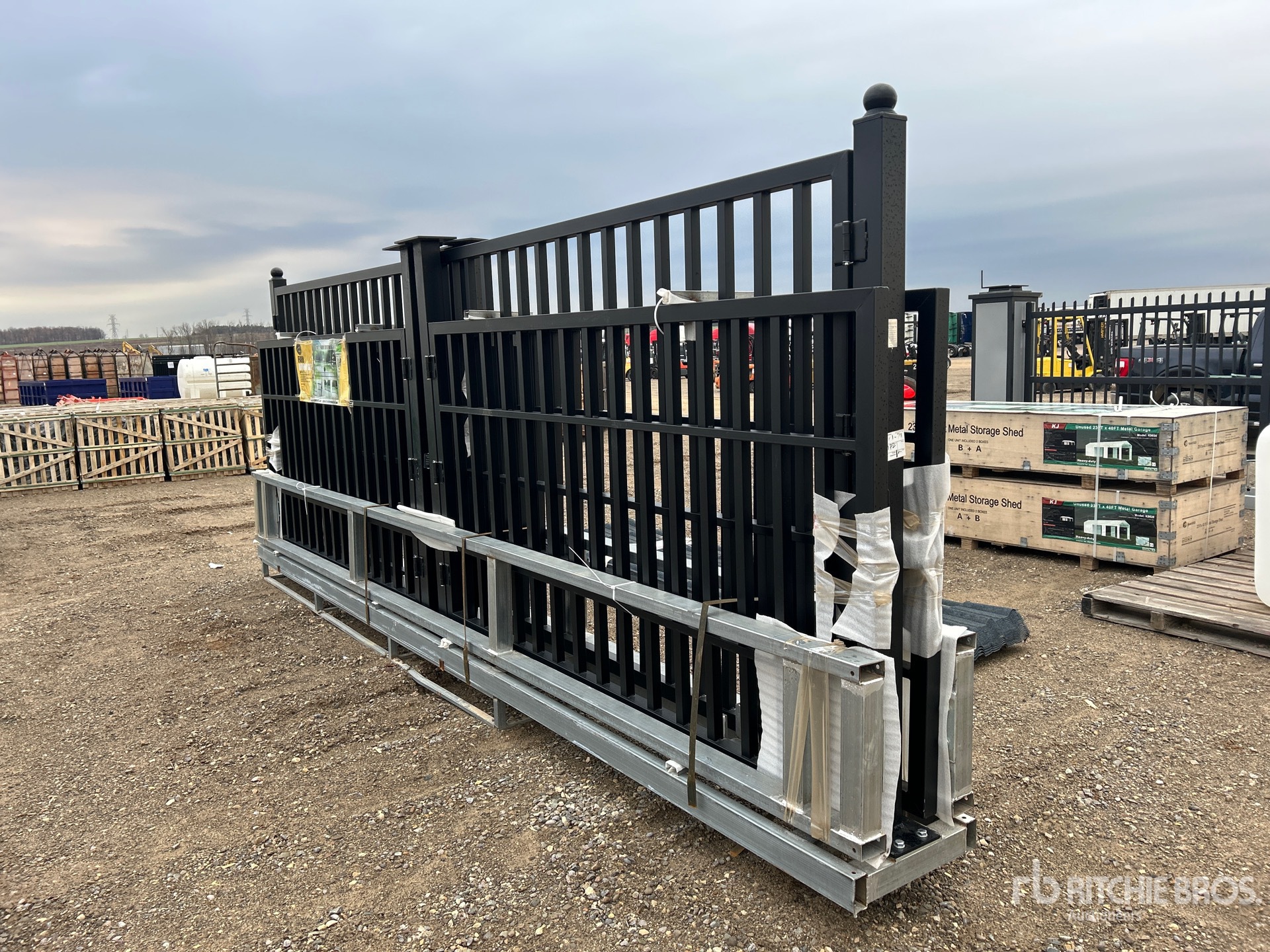 General Appearance with Foto, angolo anteriore destro